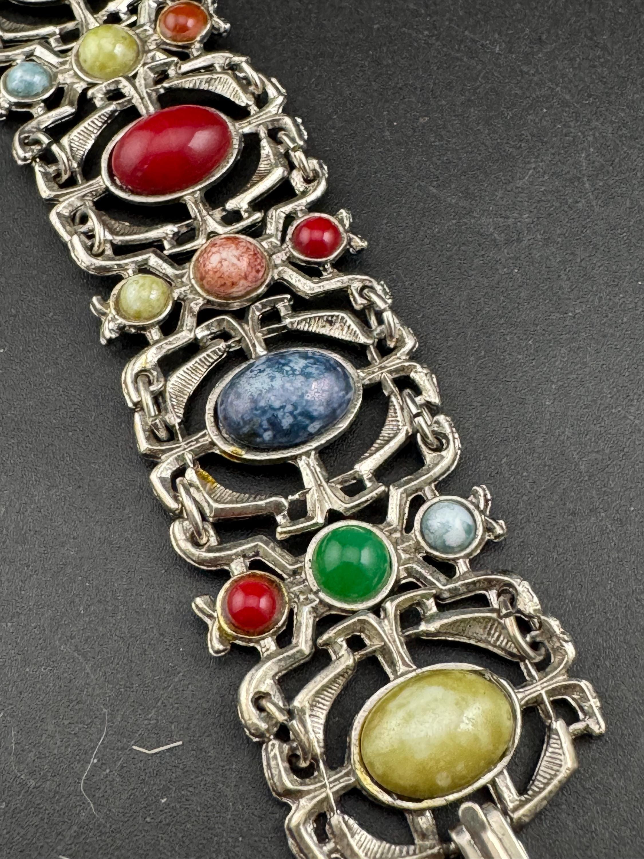 vintage retro 1970s silver tone Panel link Scottish bracelet with faux agate gemstone cabochons