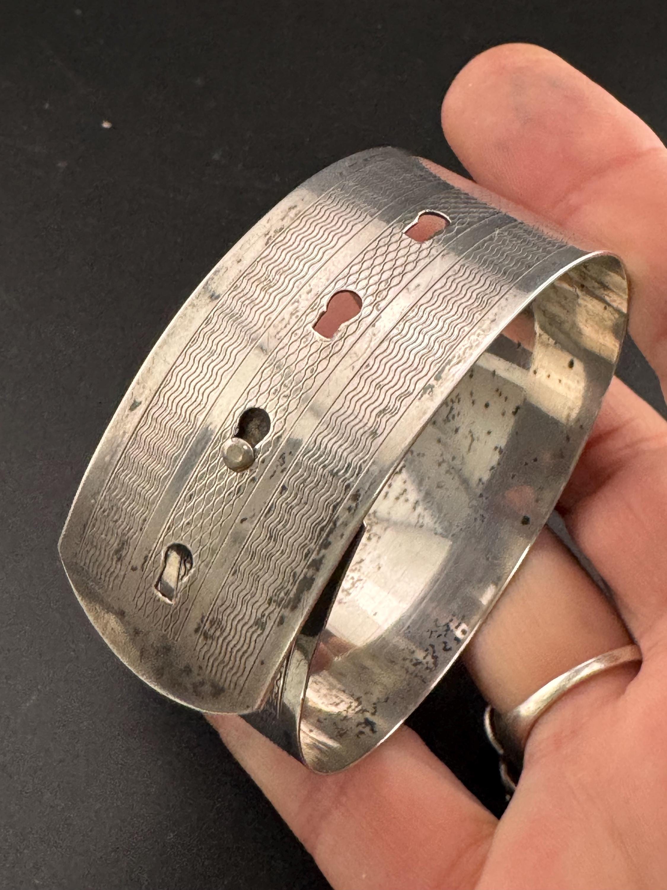 Stamped sterling silver Art Deco belt Buckle Bangle bracelet vintage 2.5cm wide engine turned