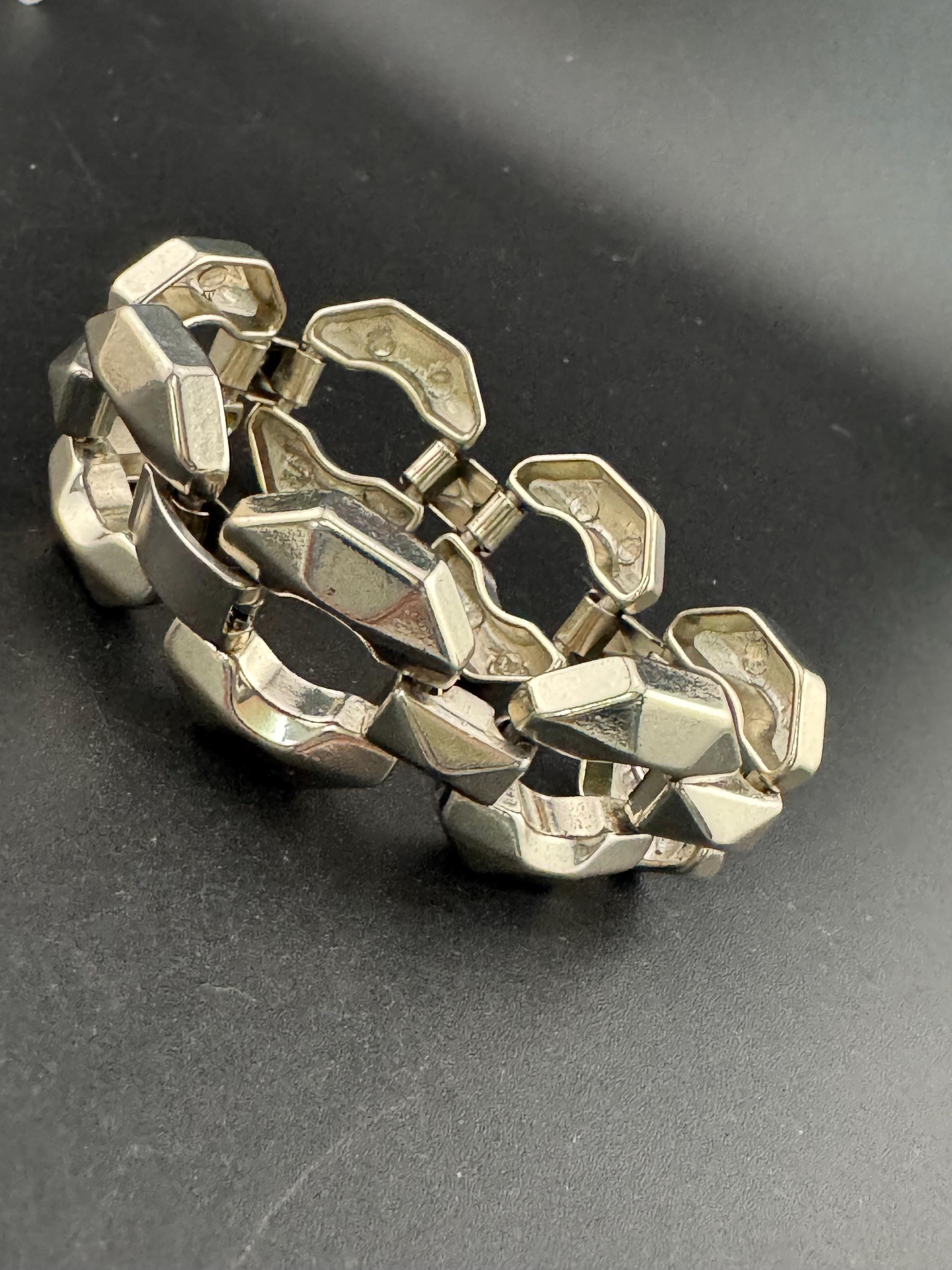 Retro modernist silver tone wide chunky geometric cable  bracelet 18.5cm 1980s 1990s