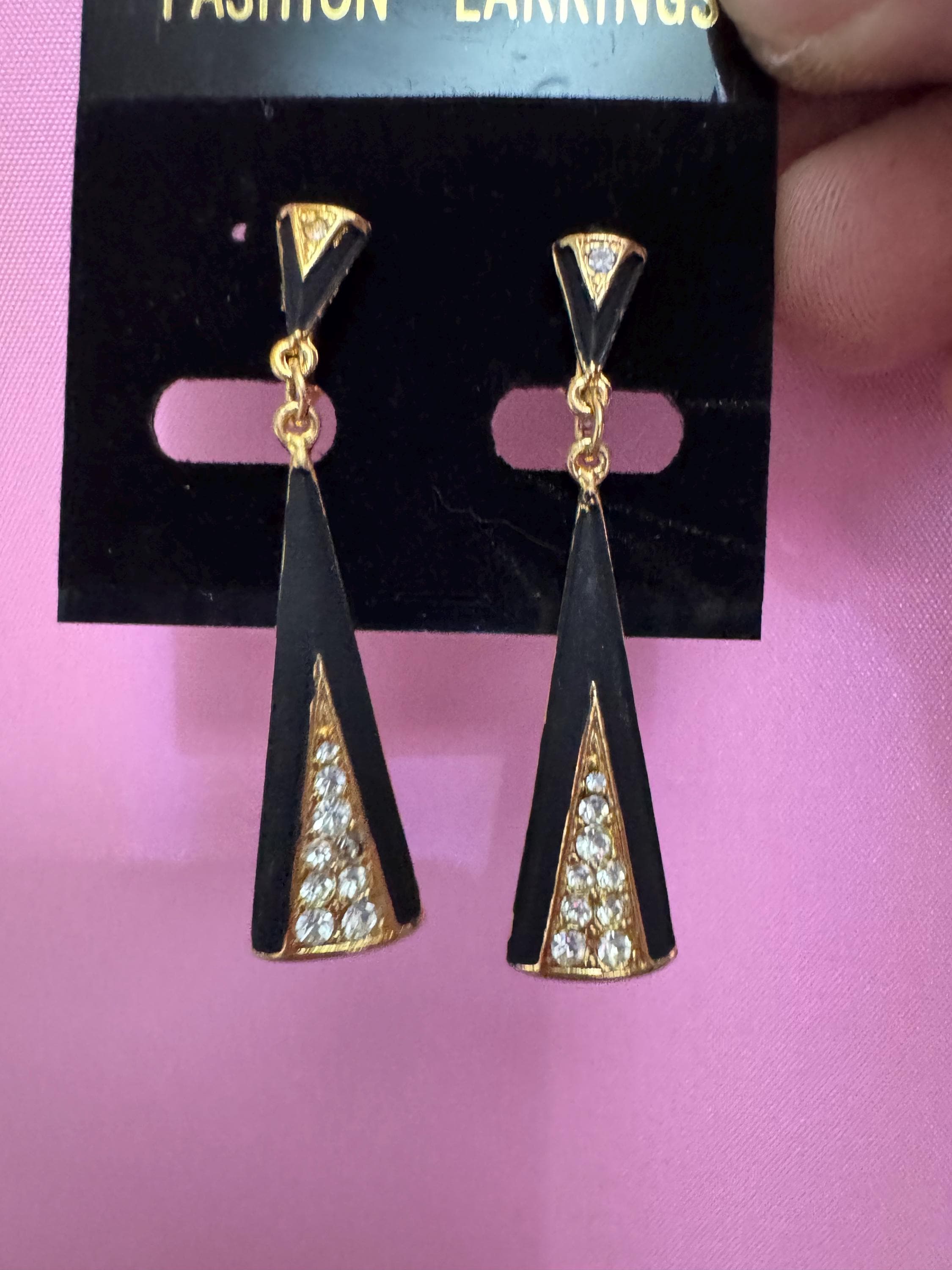 Vintage Matt black enamel diamanté  dangly screw back long teardrop clip on earrings 5cm