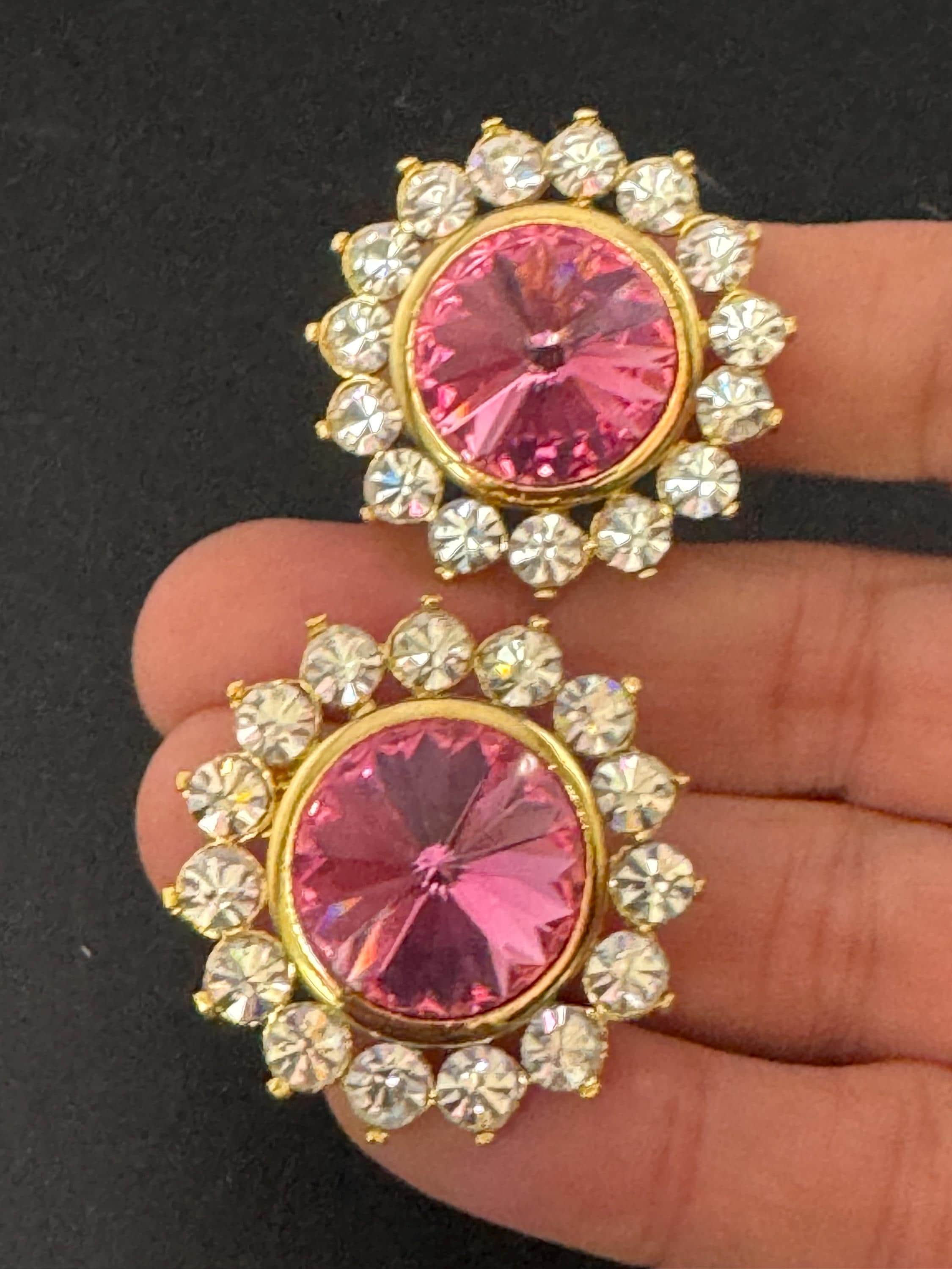 oversized 3.5cm gold tone pink glass Rivoli and clear Swarovski crystal round stud earrings 1980s old shop stock