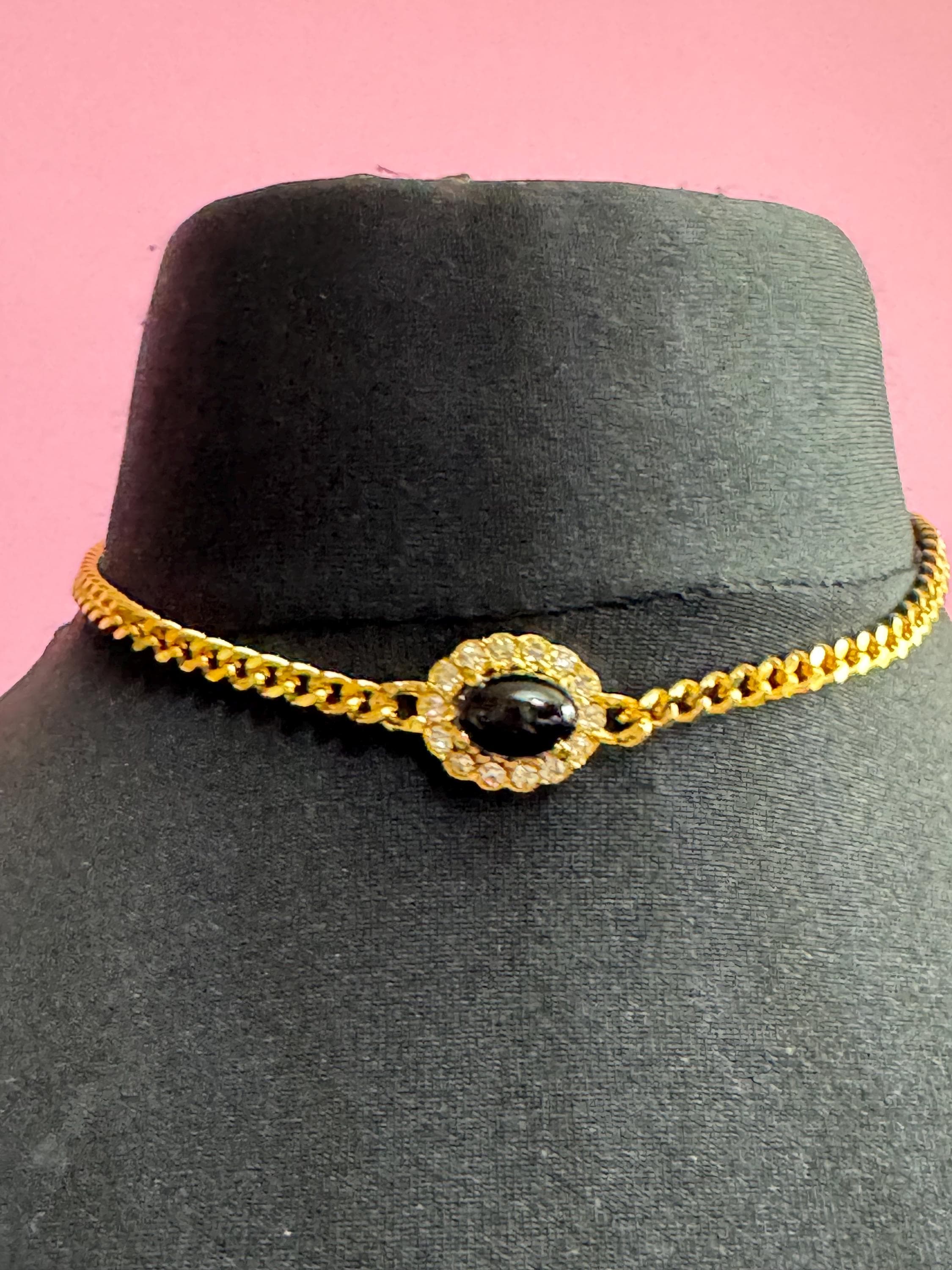 Gold Tone curb chain link Choker necklace with black oval cabochon 49.5cm old shop stock vintage Swarovski crystals
