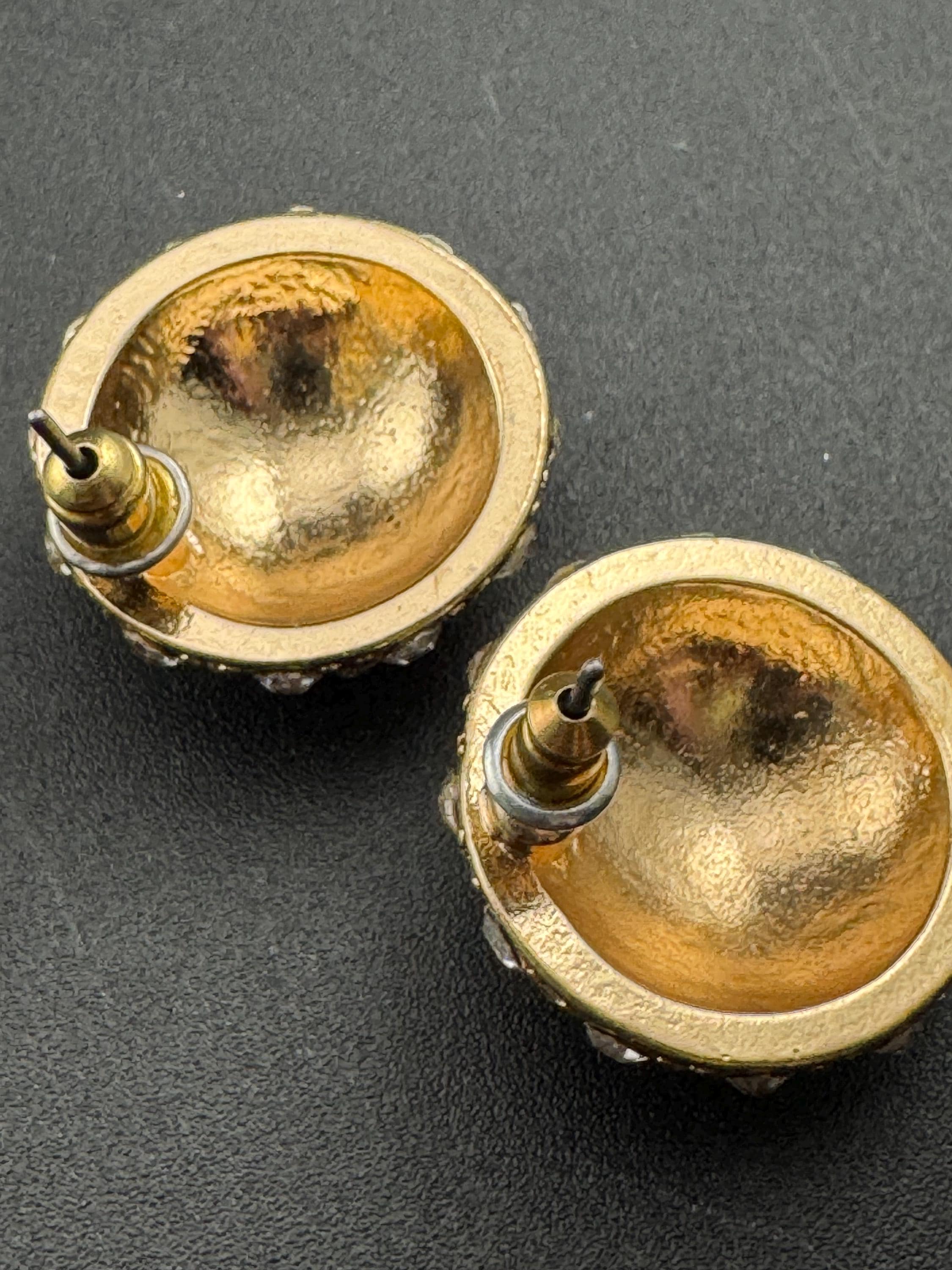 1.8cm gold tone clear diamanté paste domed round crystal stud earrings for pierced ears