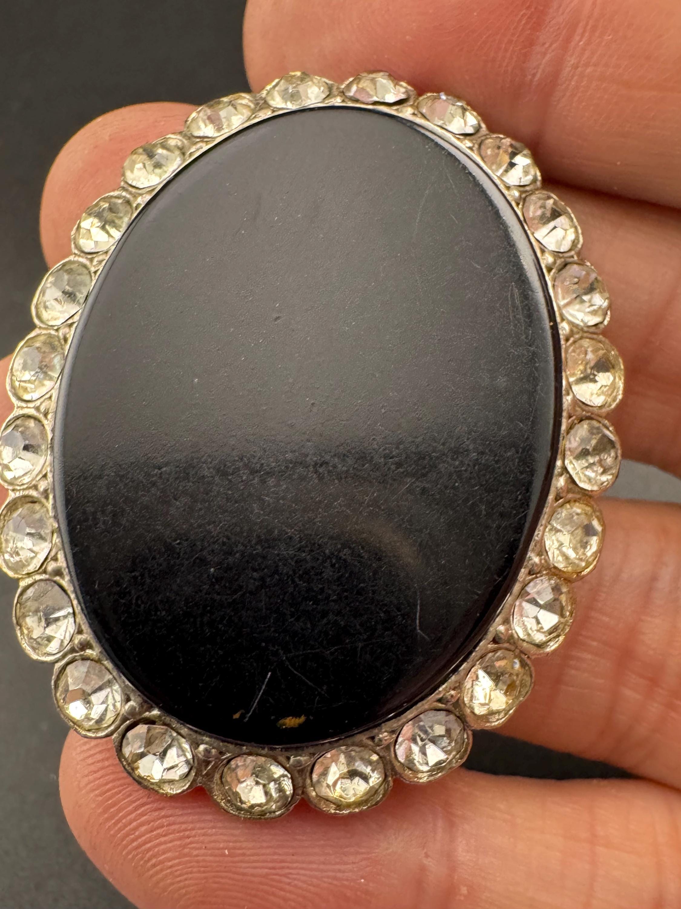 Vintage Stylish black minimalist modernist ciear diamanté oval brooch 5cm