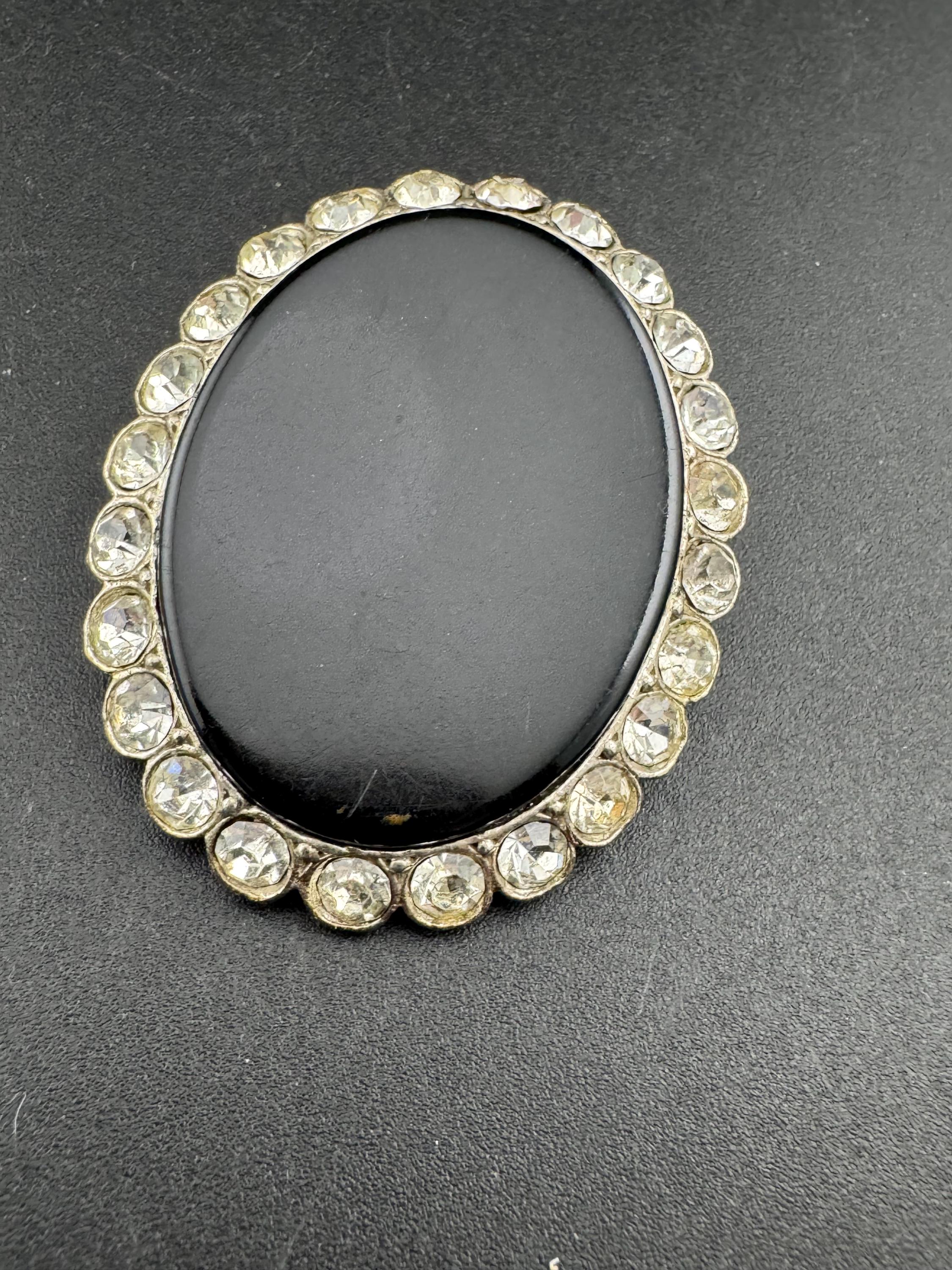 Vintage Stylish black minimalist modernist ciear diamanté oval brooch 5cm