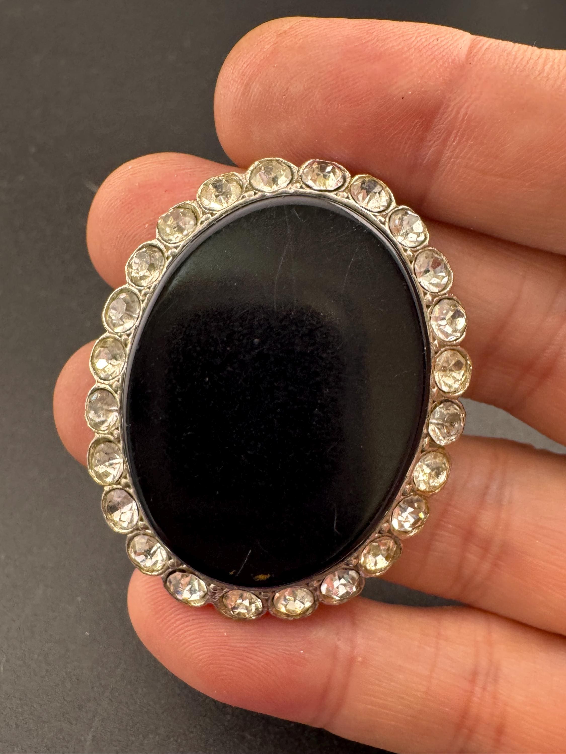Vintage Stylish black minimalist modernist ciear diamanté oval brooch 5cm