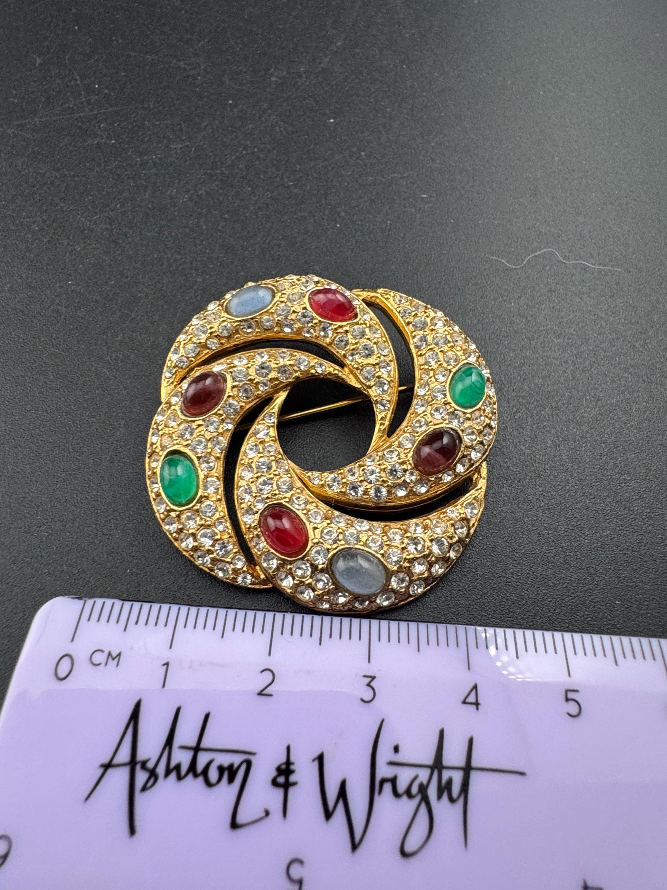 High end vintage Gripoix style cabochon glass and clear diamanté statement swirl brooch