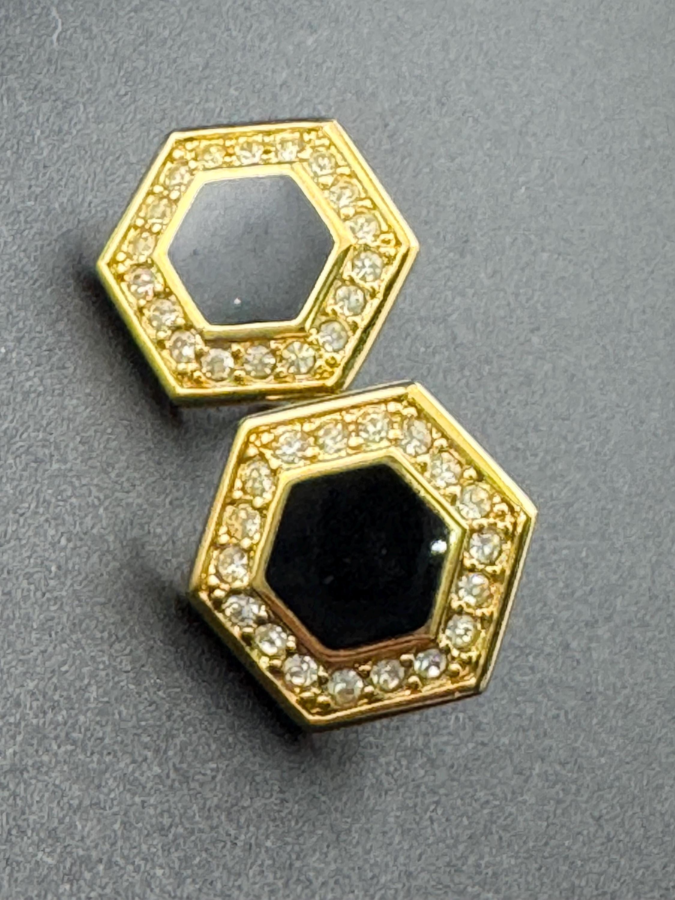 Signed NAPIER Vintage 1980s high end gold tone hexagon black enanel diamanté clip on earrings