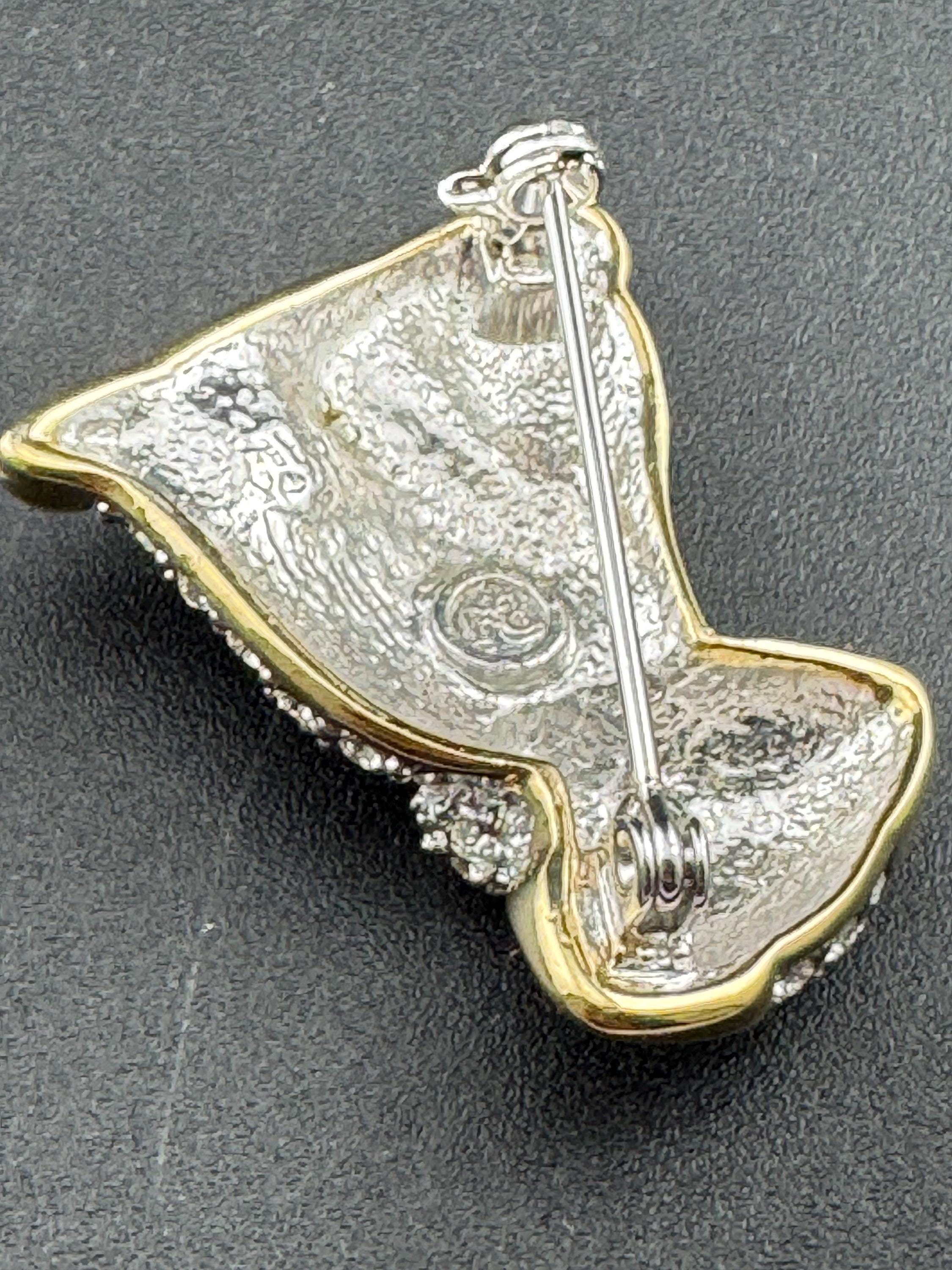 BJ signed clear rhinestone puppy dog brooch gold tone 1970s 1980s