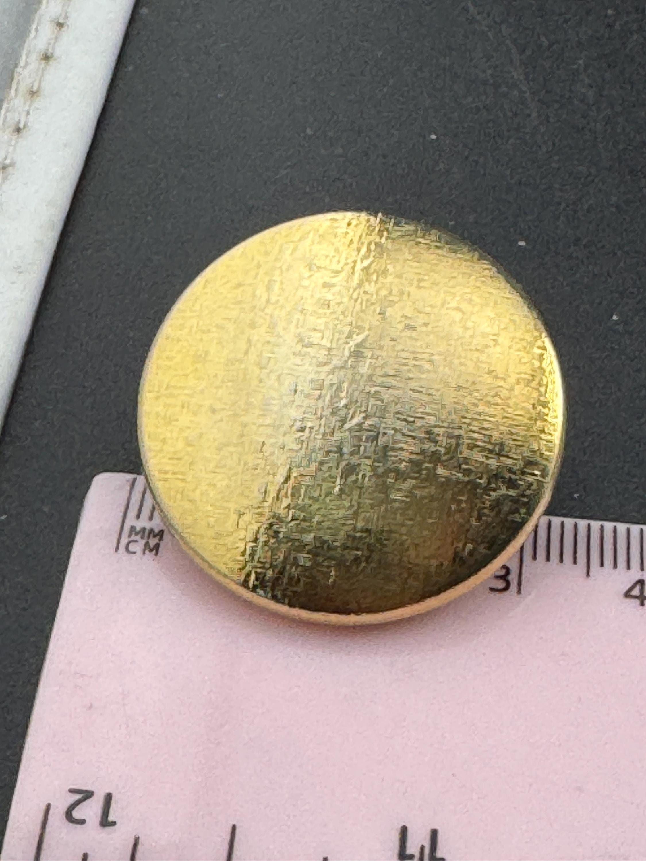 oversized gold tone 3cm round disc textured lightweight clip on earrings