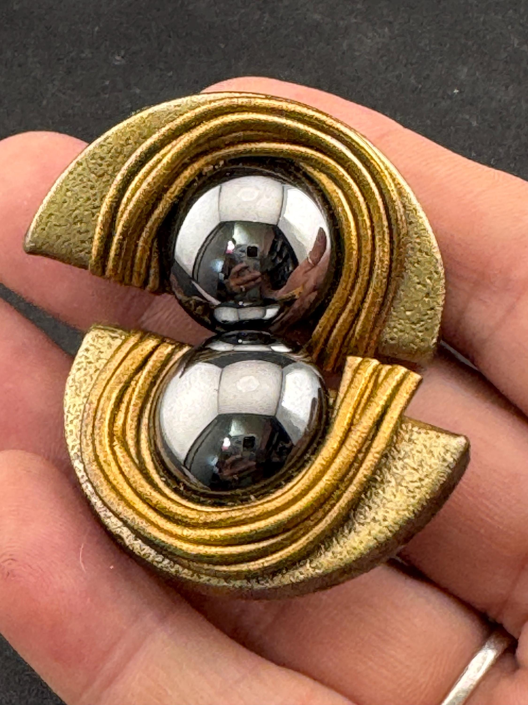Vintage deco style vintage Gold tone Grey glass pearl cabochon semi circle geometric clip on earrings