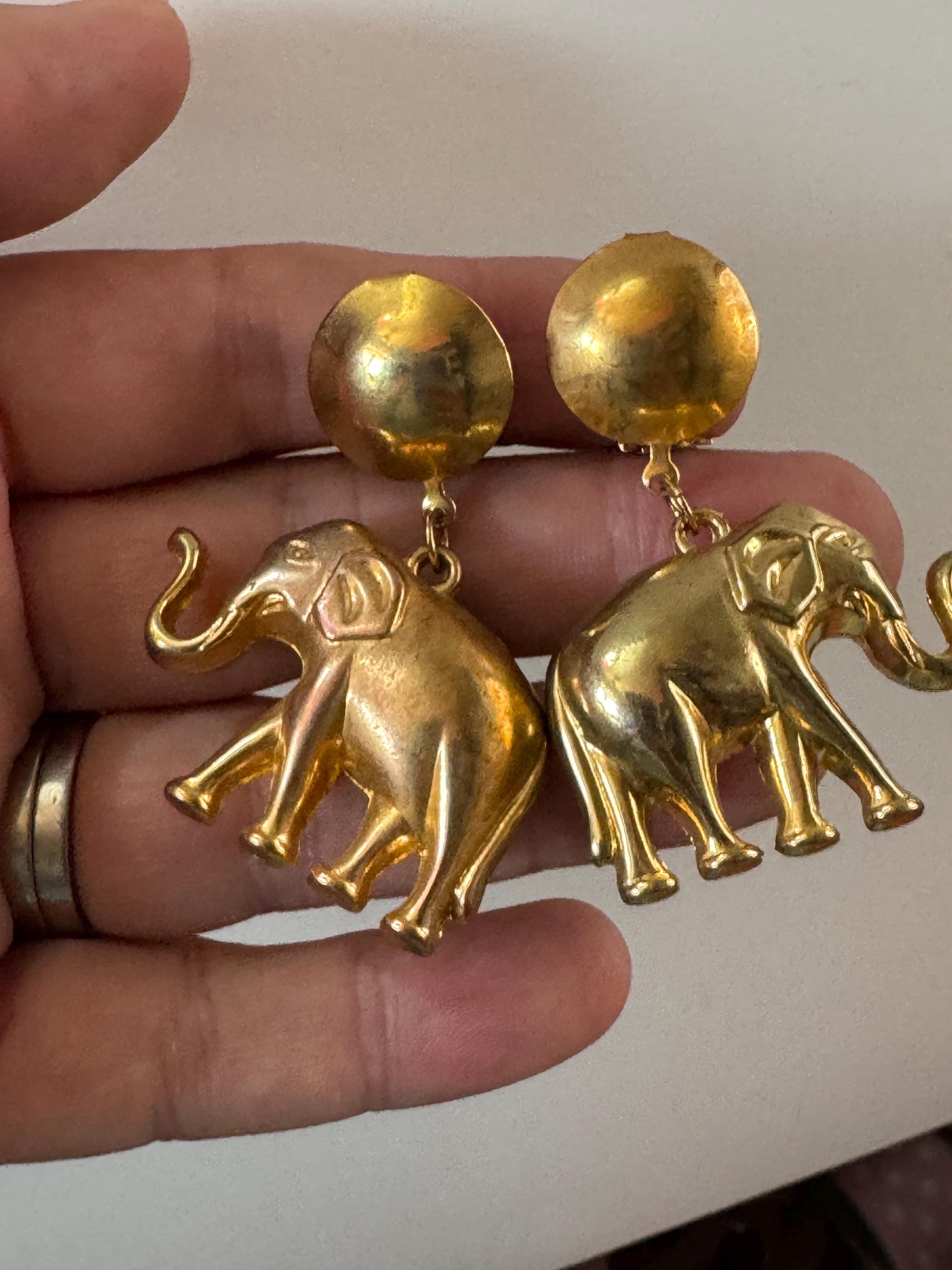 Vintage designer style oversized dangly elephant drop clip on earrings gold tone