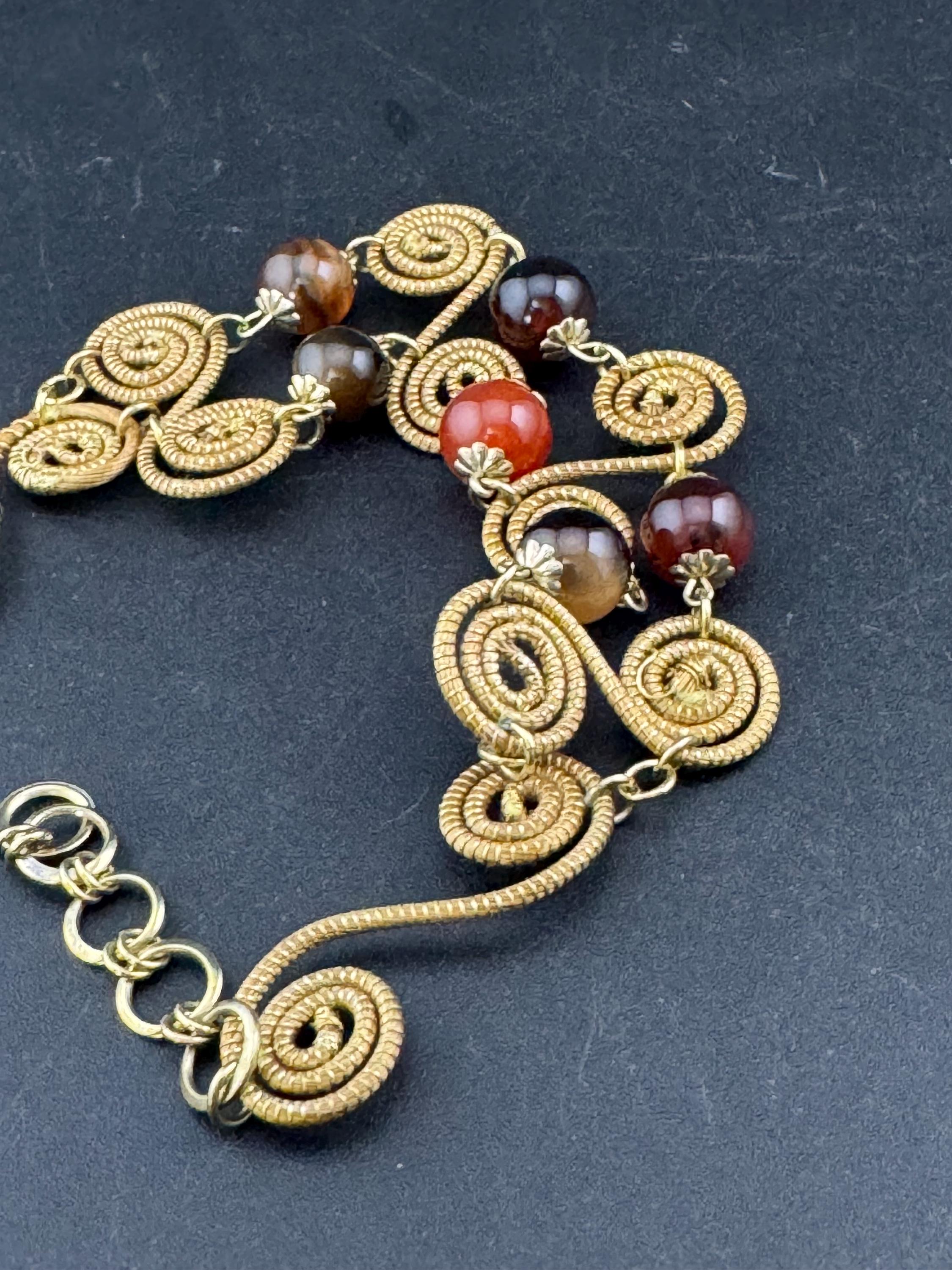 Vintage Capim Cia Dourado Gold Tone gemstone agate beaded panel link Etruscan style bracelet