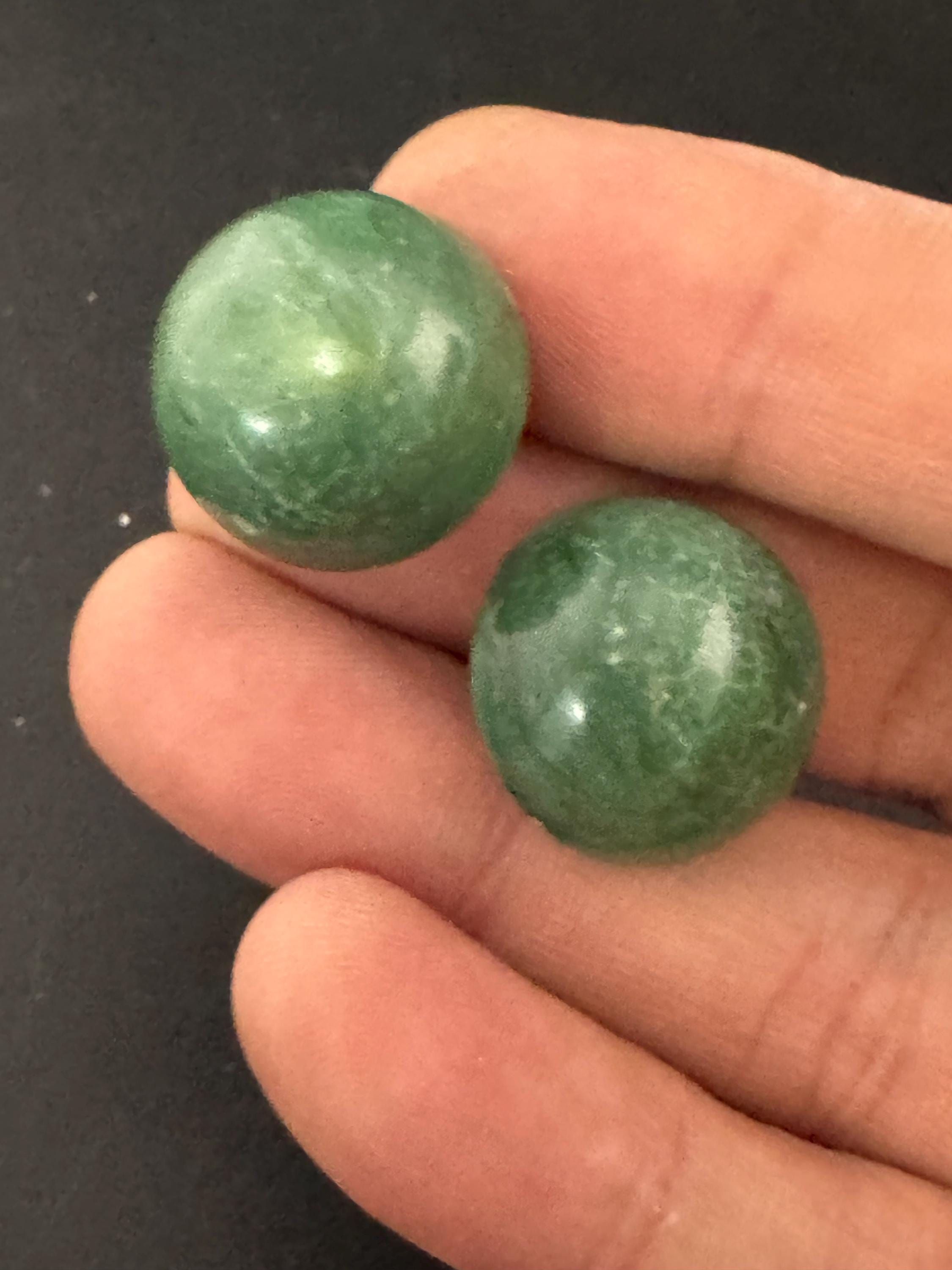 Vintage Hong Kong Plastic teal jade green domed Button Stud clip on earrings