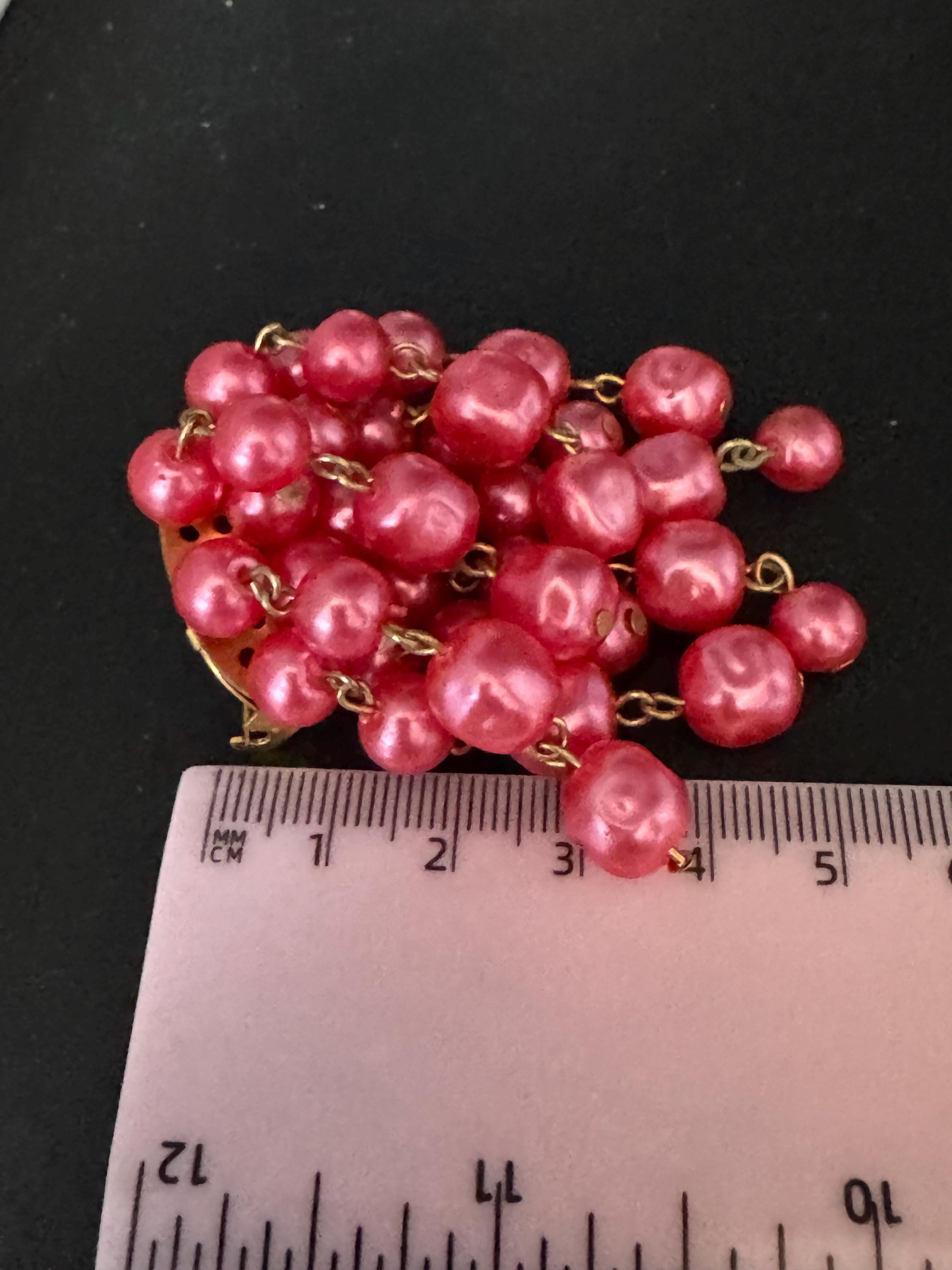 Vintage Waterfall pink pearl plastic beaded waterfall cascade Brooch