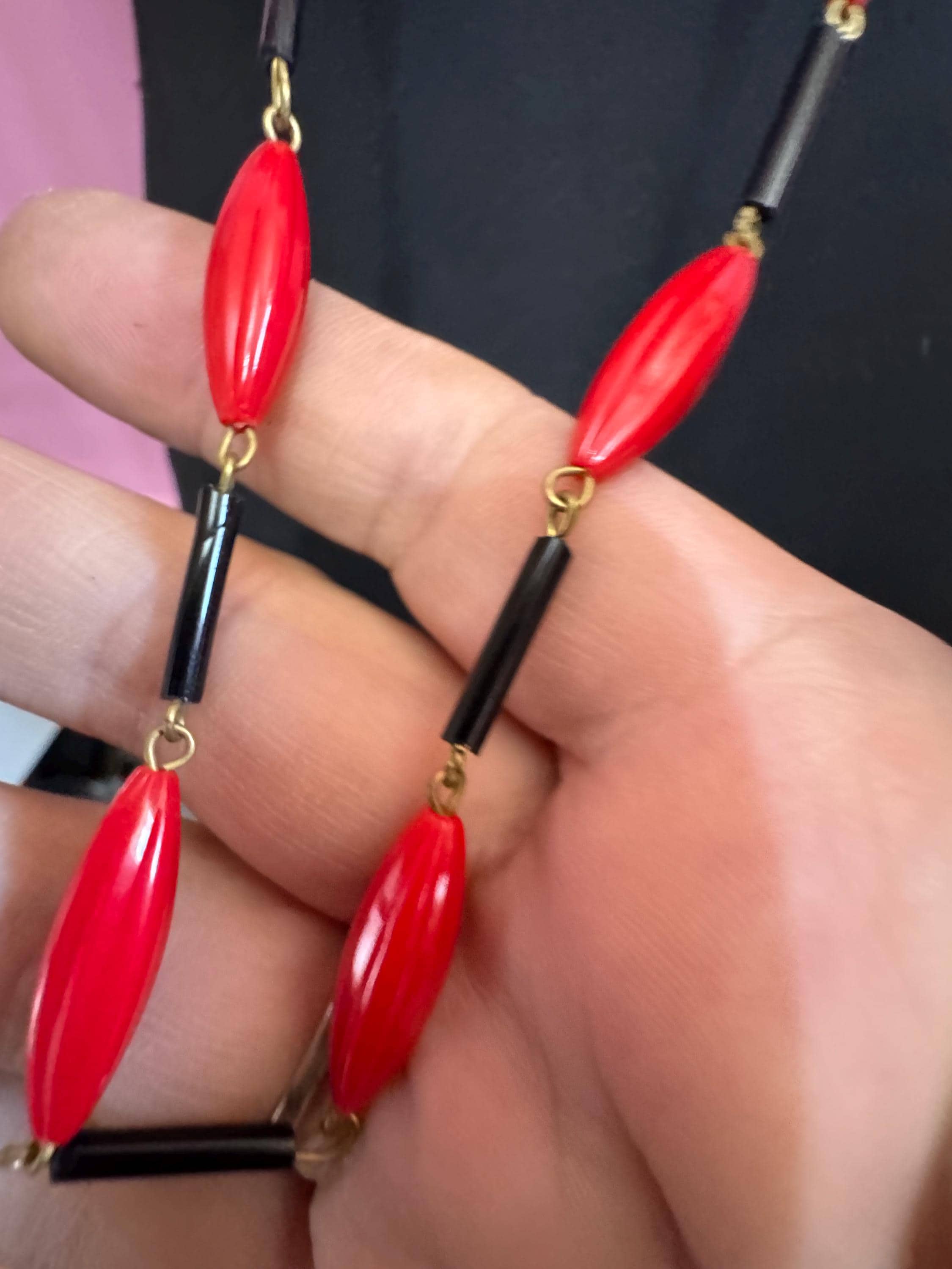 Vintage 135cm black and red plastic flapper length beaded long gatsby flapper necklace beads