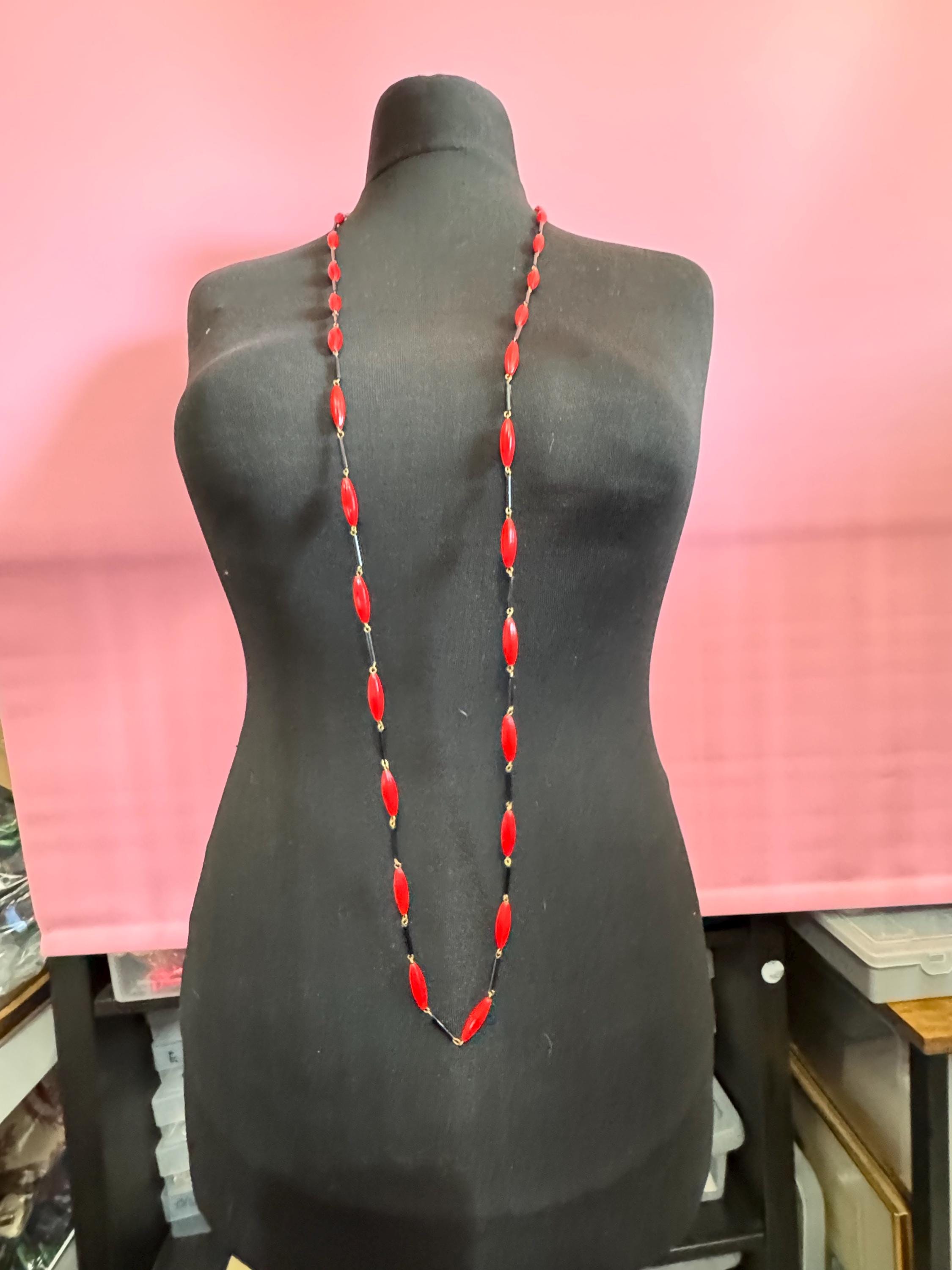 Vintage 135cm black and red plastic flapper length beaded long gatsby flapper necklace beads