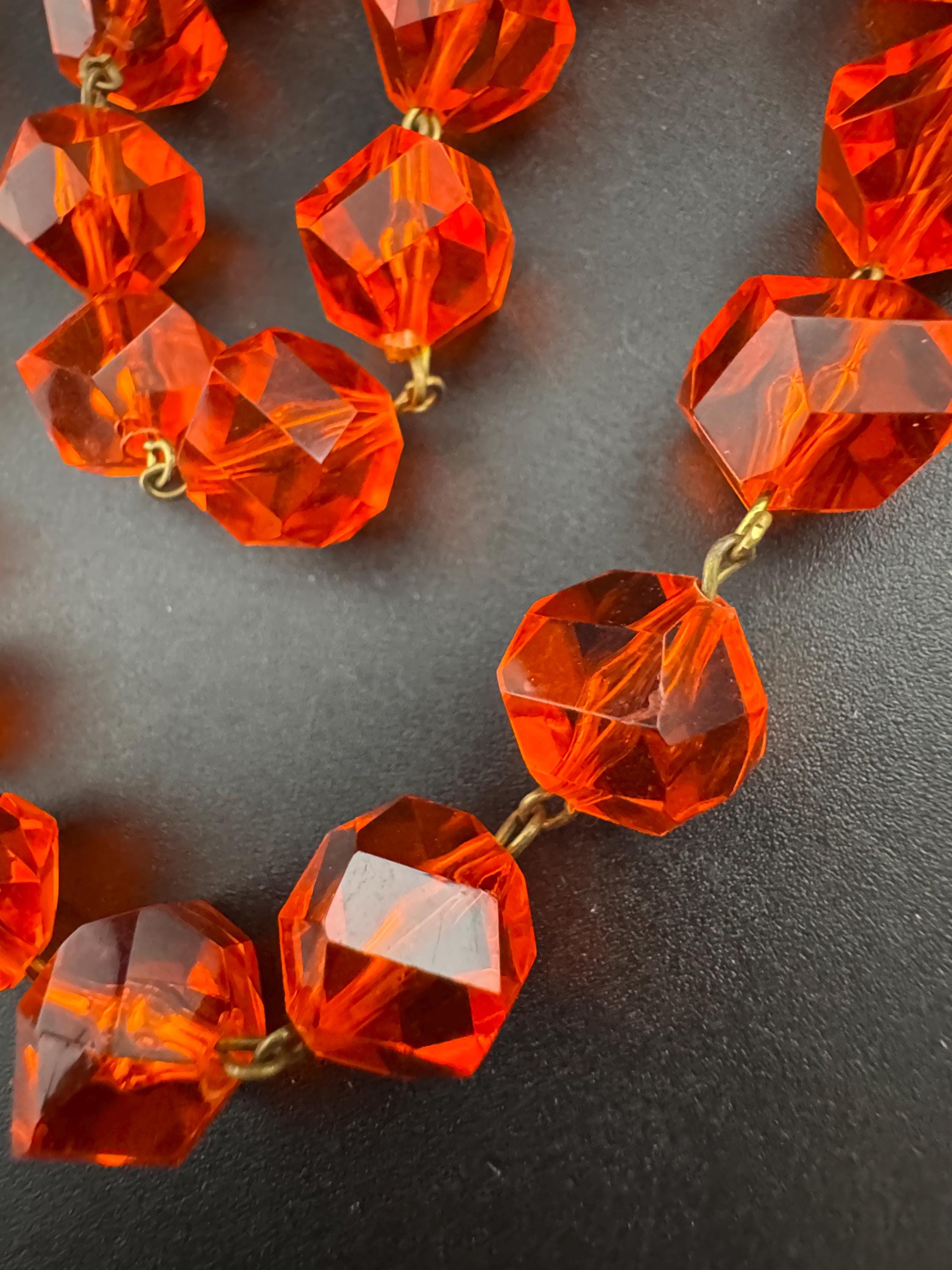 Vintage bright orange faceted acrylic plastic chunky beaded necklace 51cm