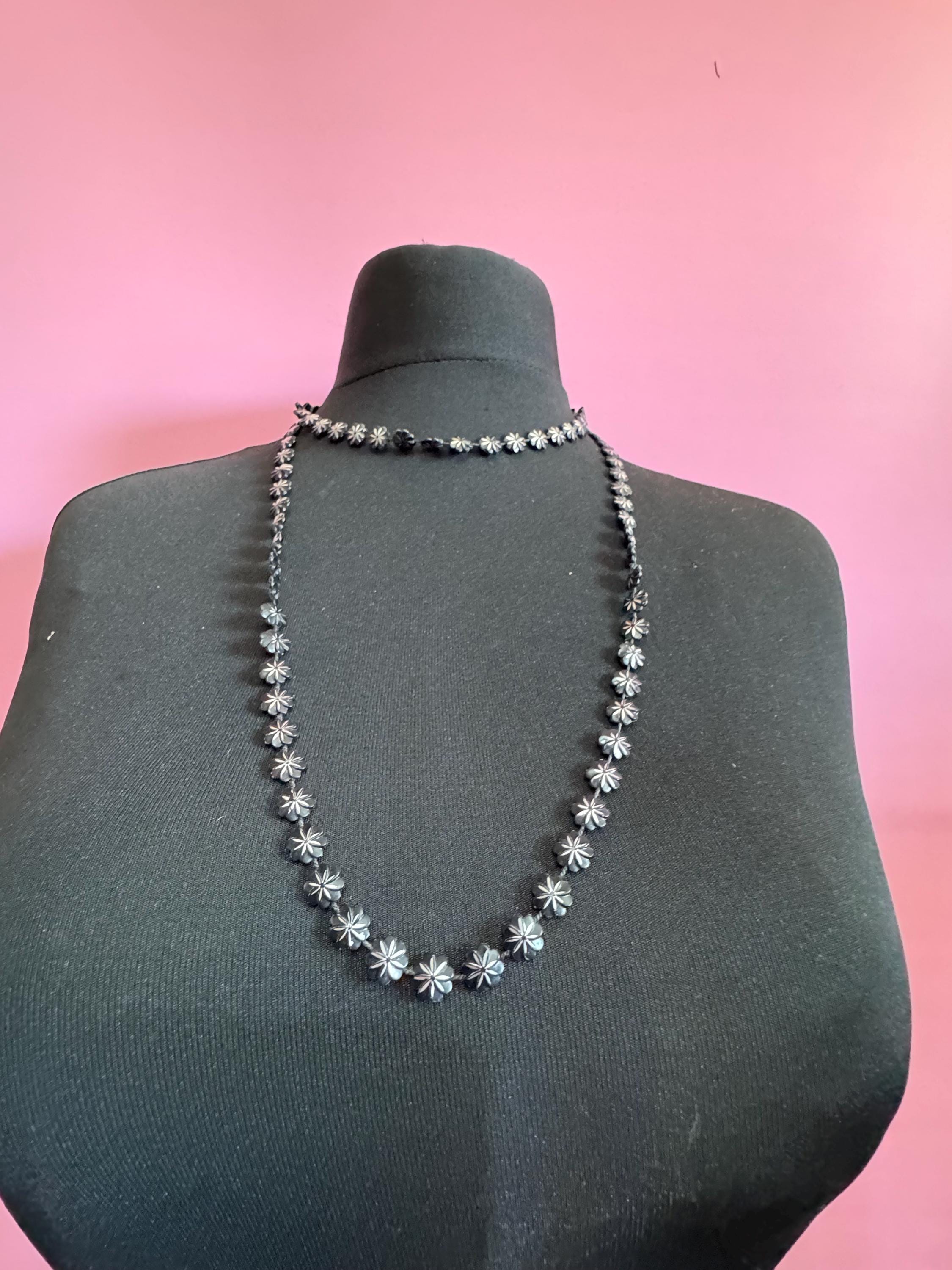 Vintage early plastic black and silver fixed beaded flapper wrap necklace 120cm