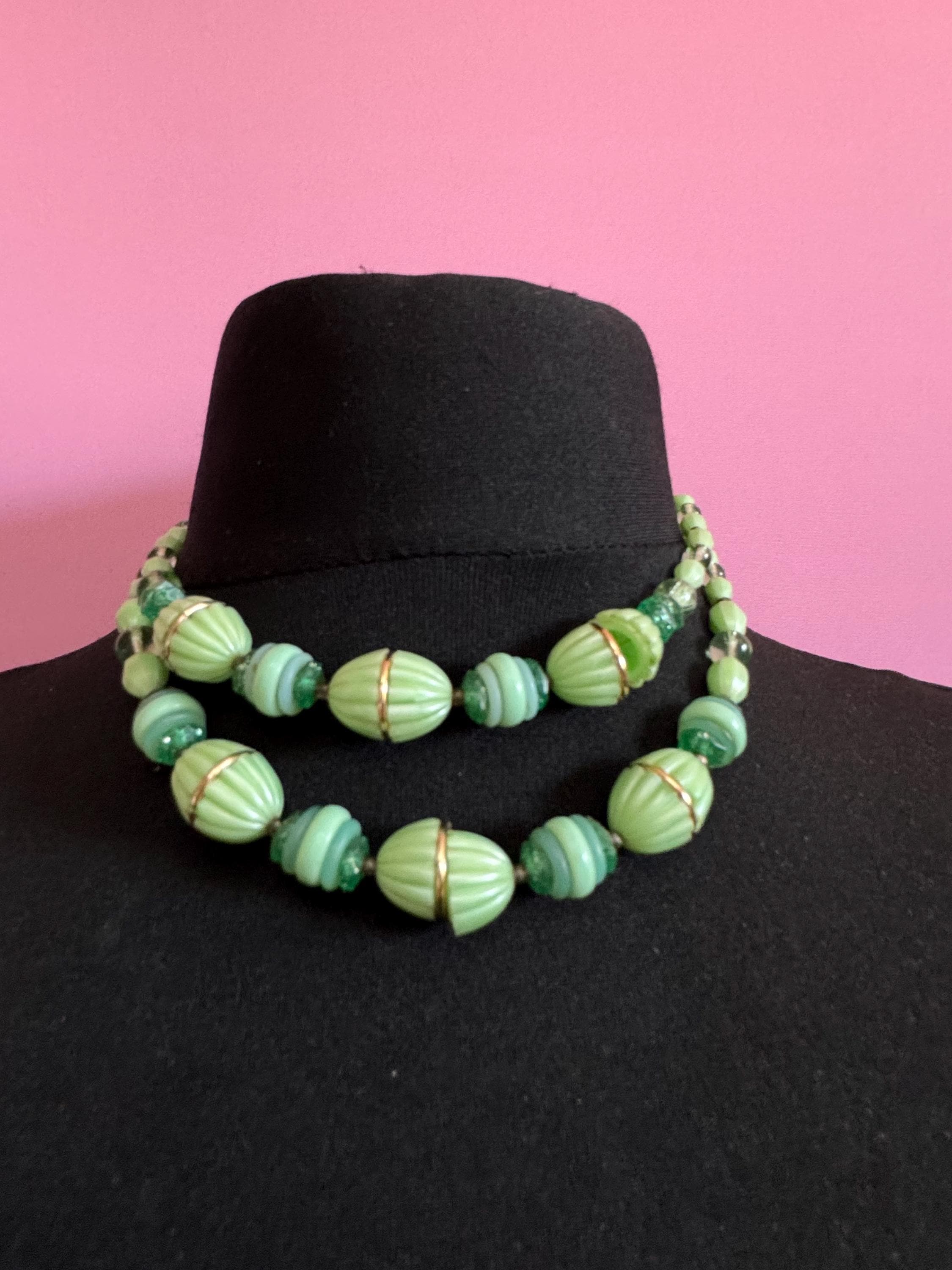 Vintage art deco geometric light green beaded Multistrand necklace 38-43cm