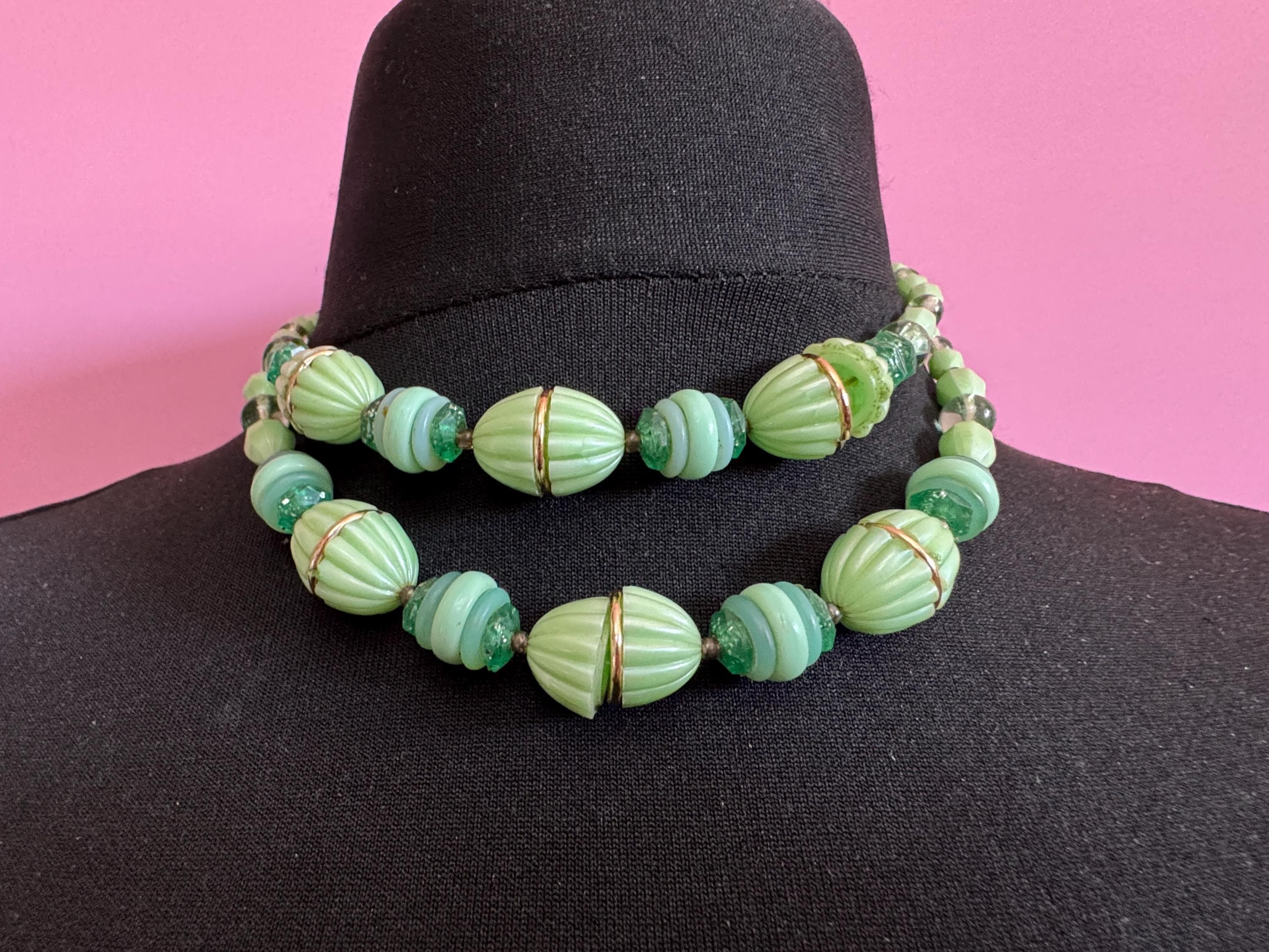 Vintage art deco geometric light green beaded Multistrand necklace 38-43cm
