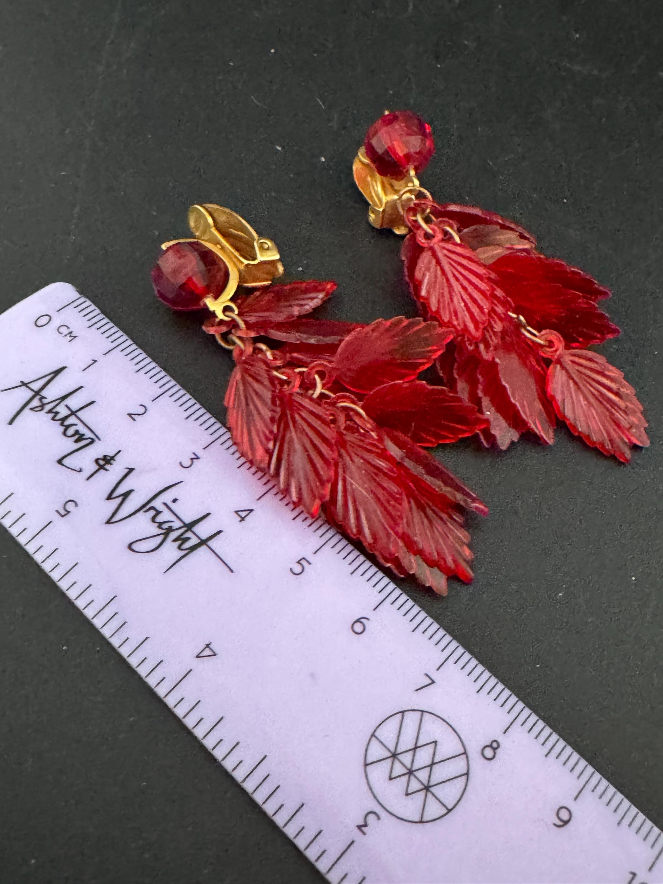 Vintage dark red plastic beaded Cluster Clip On waterfall drop leaf Earrings 7cm