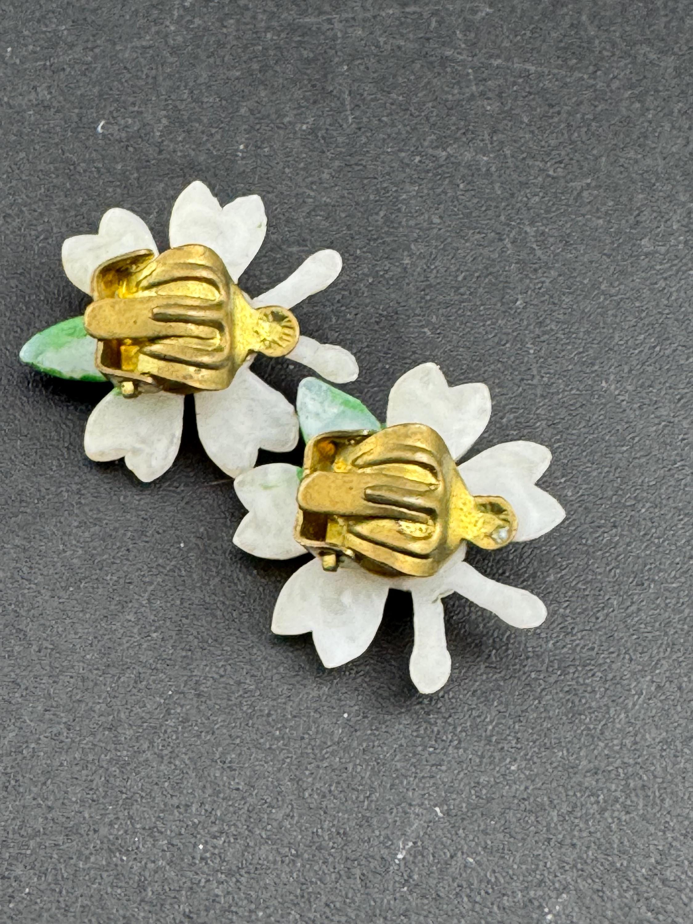 Vintage cute cream and green small faux Pearl plastic butterfly stud clip on earrings mid century