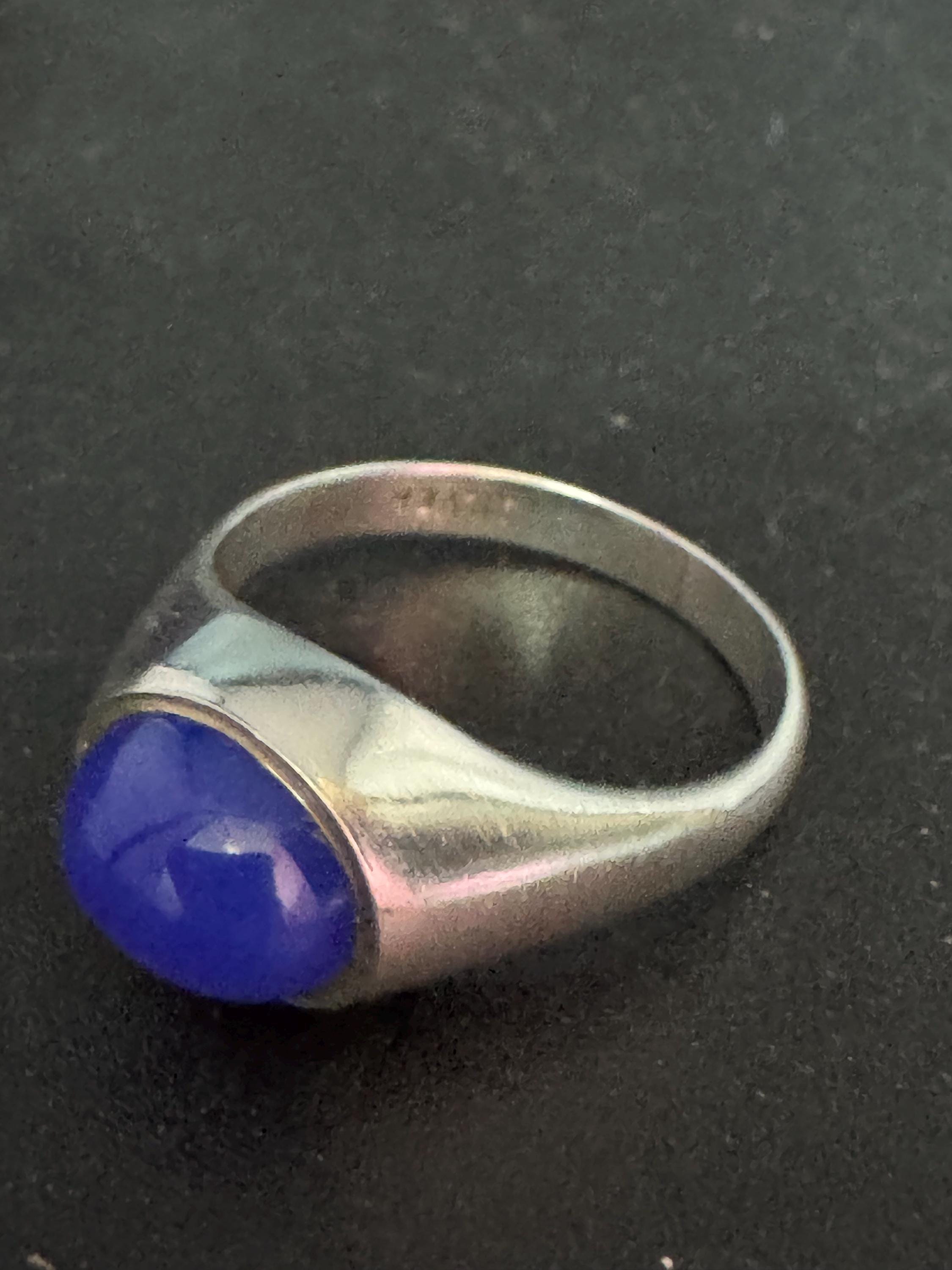 Uk Size R.5 modernist 925 Sterling silver ring with blue oval gemstone,