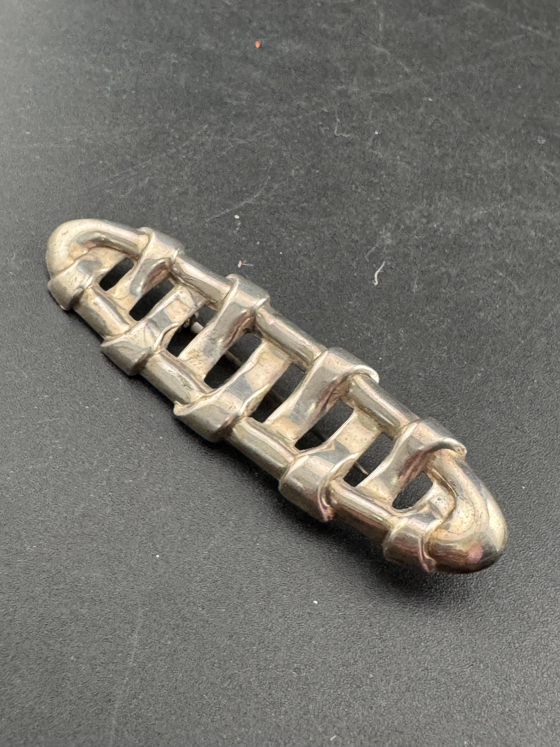 Signed sterling silver 925  mid century modernist brutalist Oval ladder brooch 6.4 gram