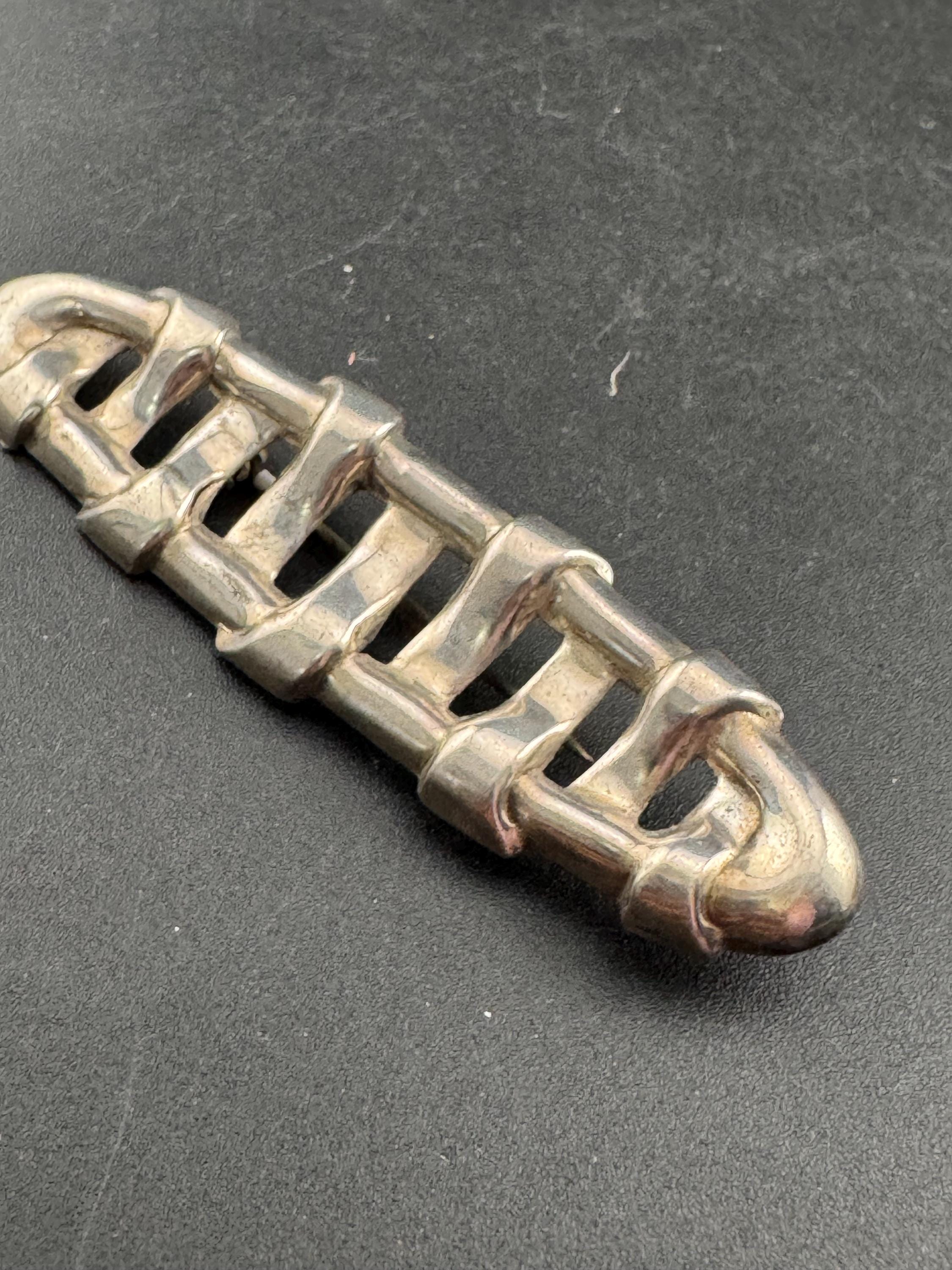Signed sterling silver 925  mid century modernist brutalist Oval ladder brooch 6.4 gram