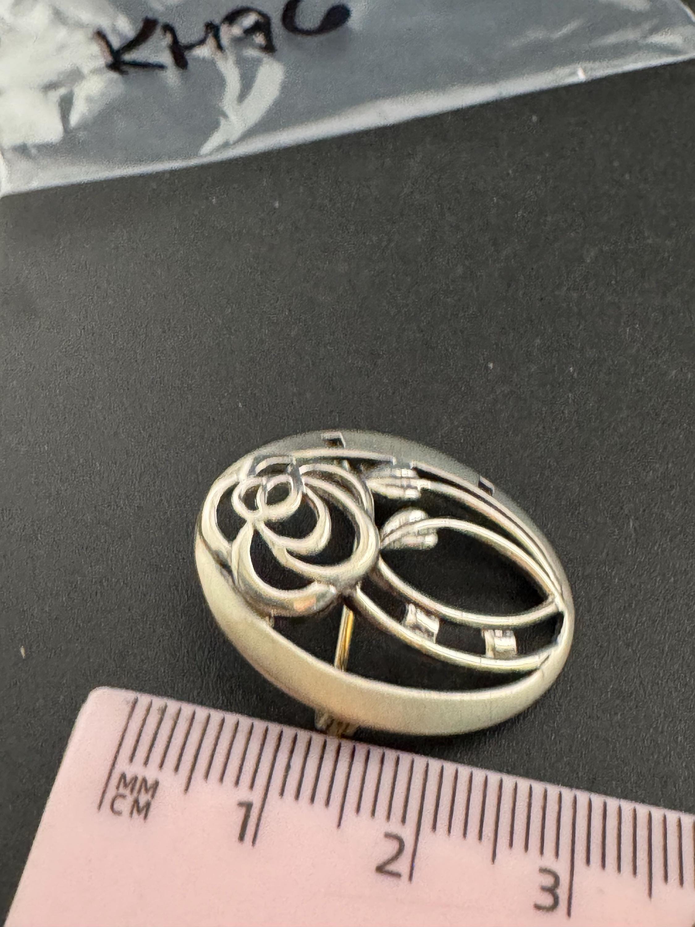 Kit Heath 1996 Sterling silver 925 art nouveau Rennie mackintish style floral Brooch 3cm