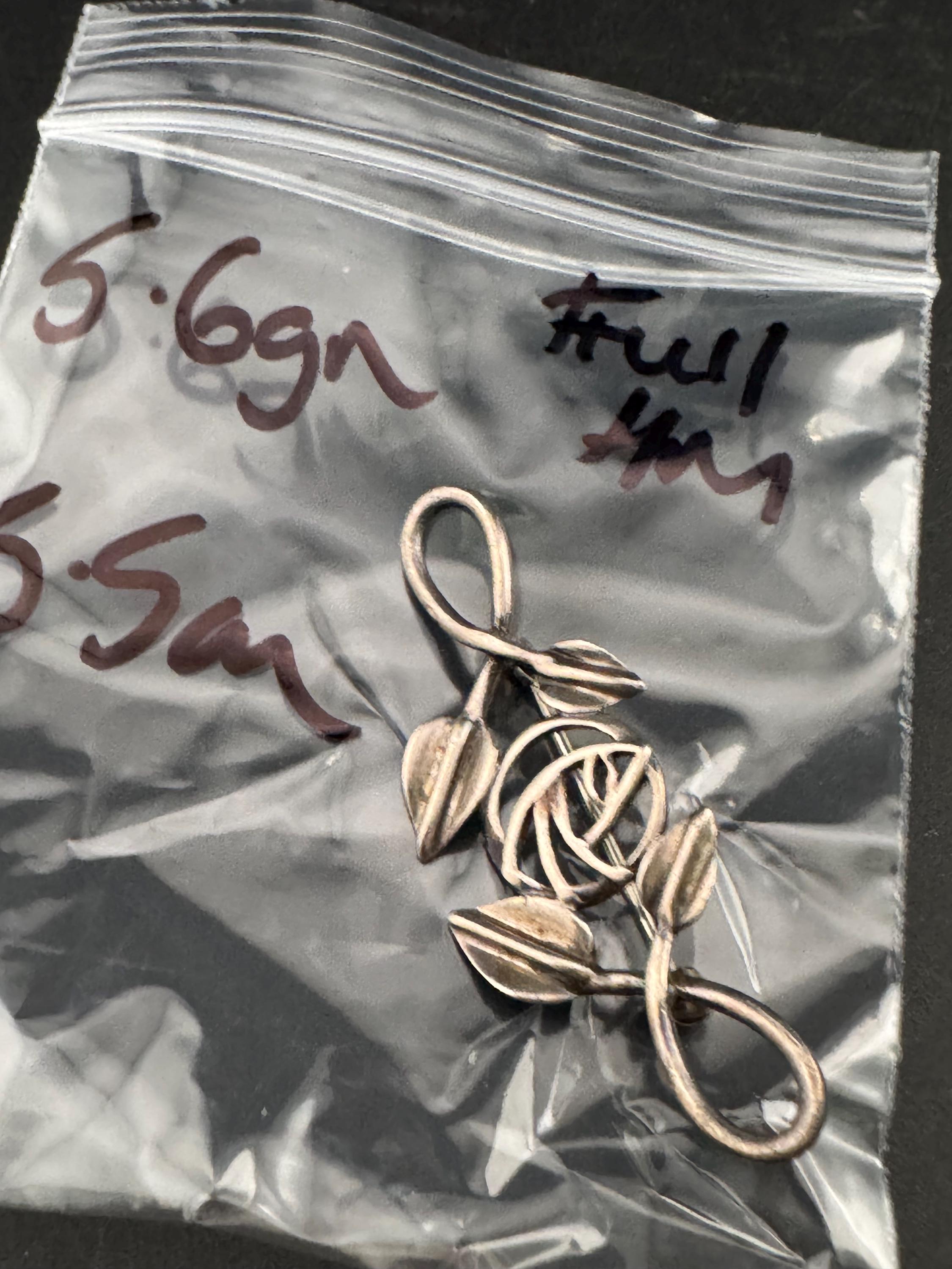 Sterling Silver Rennie Mackintosh Floral Brooch: Arts & Crafts Style