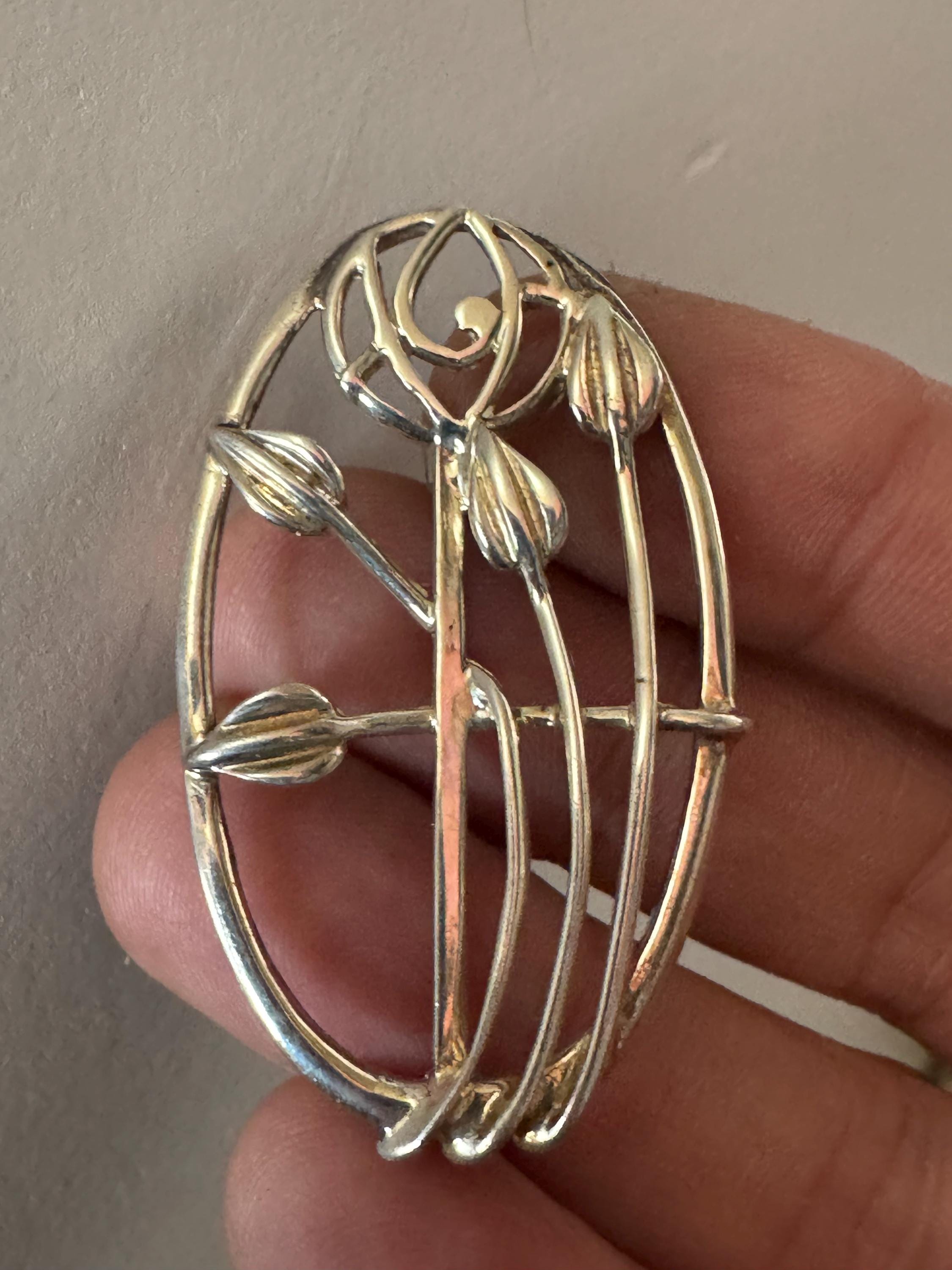 Sterling silver 925 arts and crafts style Rennie mackintosh style floral Brooch 8.1grams 5cm