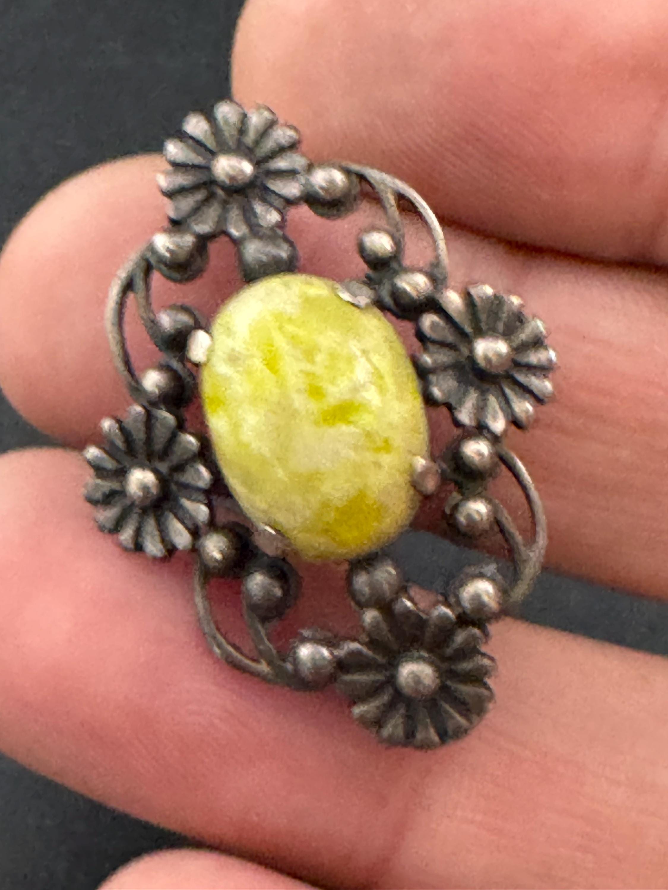 Scottish Iona marble yellow gemstone 925 sterling silver antique brooch