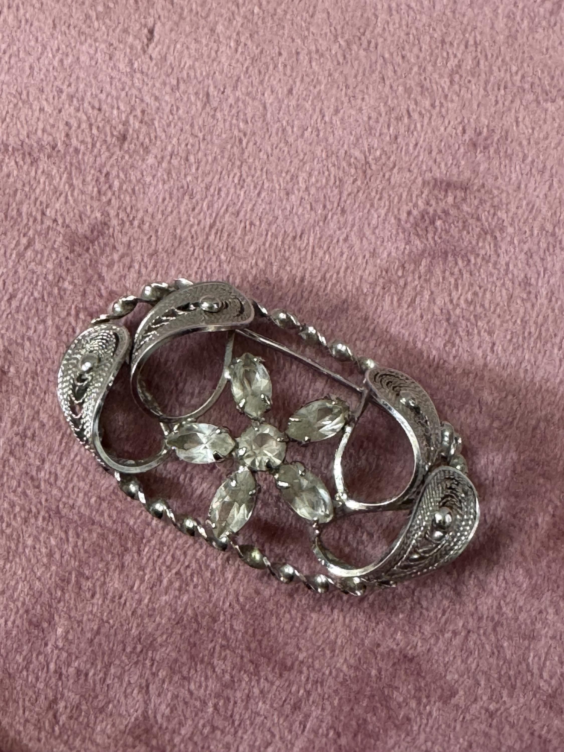 Vintage signed Sterling silver filigree clear diamanté floral brooch