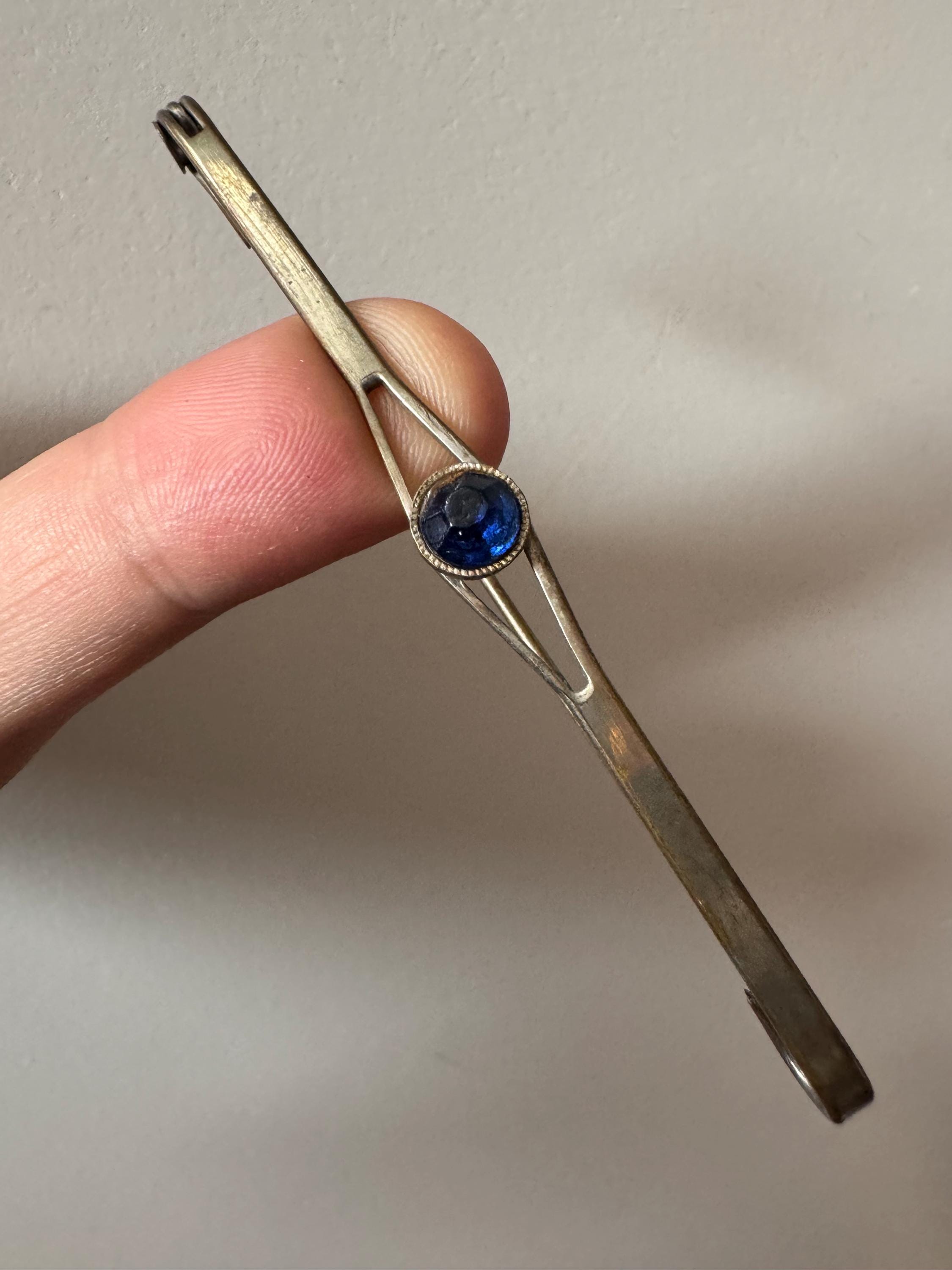 Art Deco Sapphire Blue Diamante Paste Brooch: 1920s Bar Pin