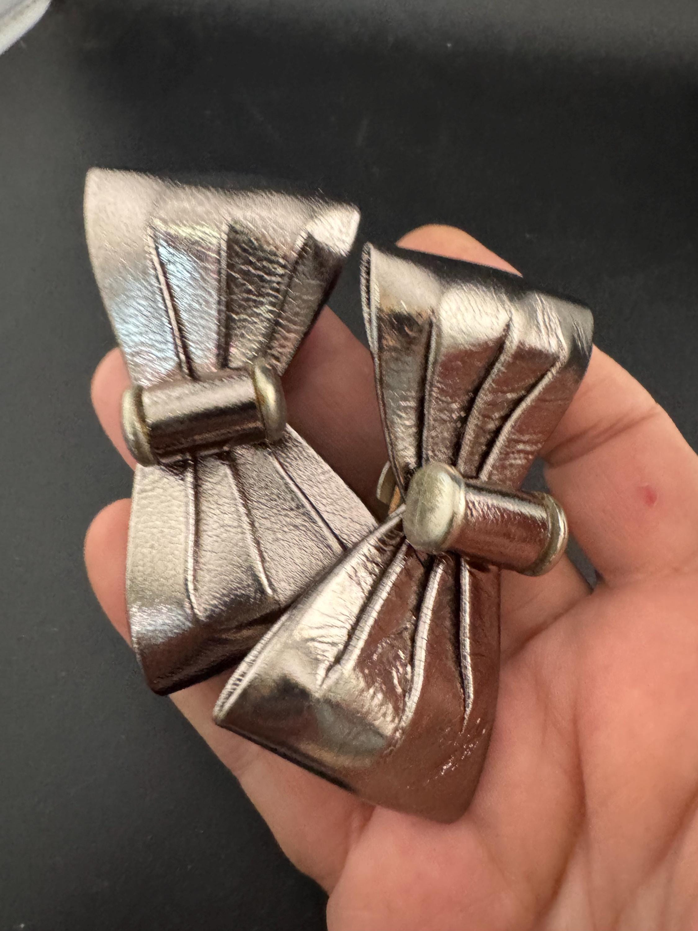 Vintage pair of pewter silver gold leather BOW shoe clips metal bar trims