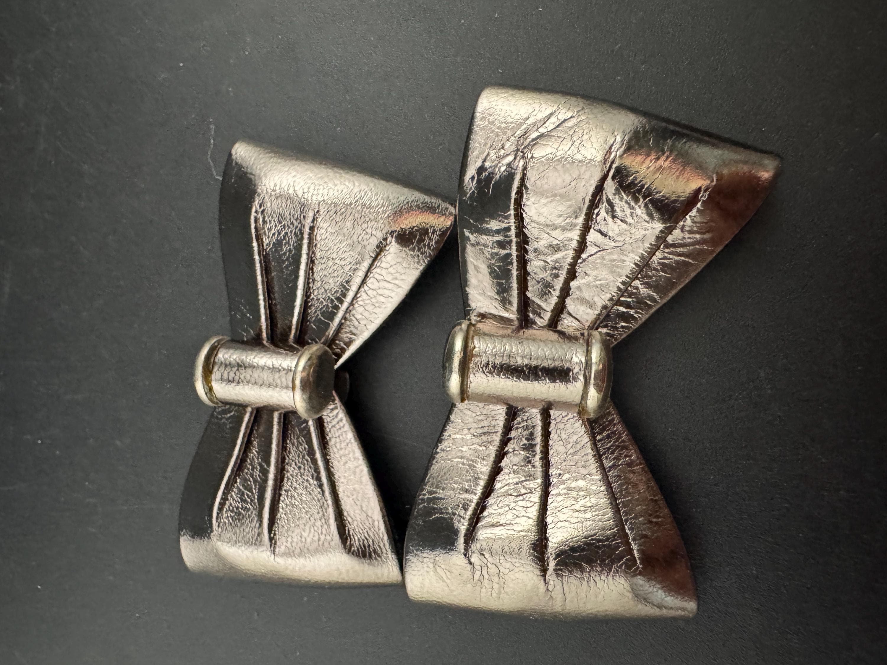 Vintage pair of pewter silver gold leather BOW shoe clips metal bar trims