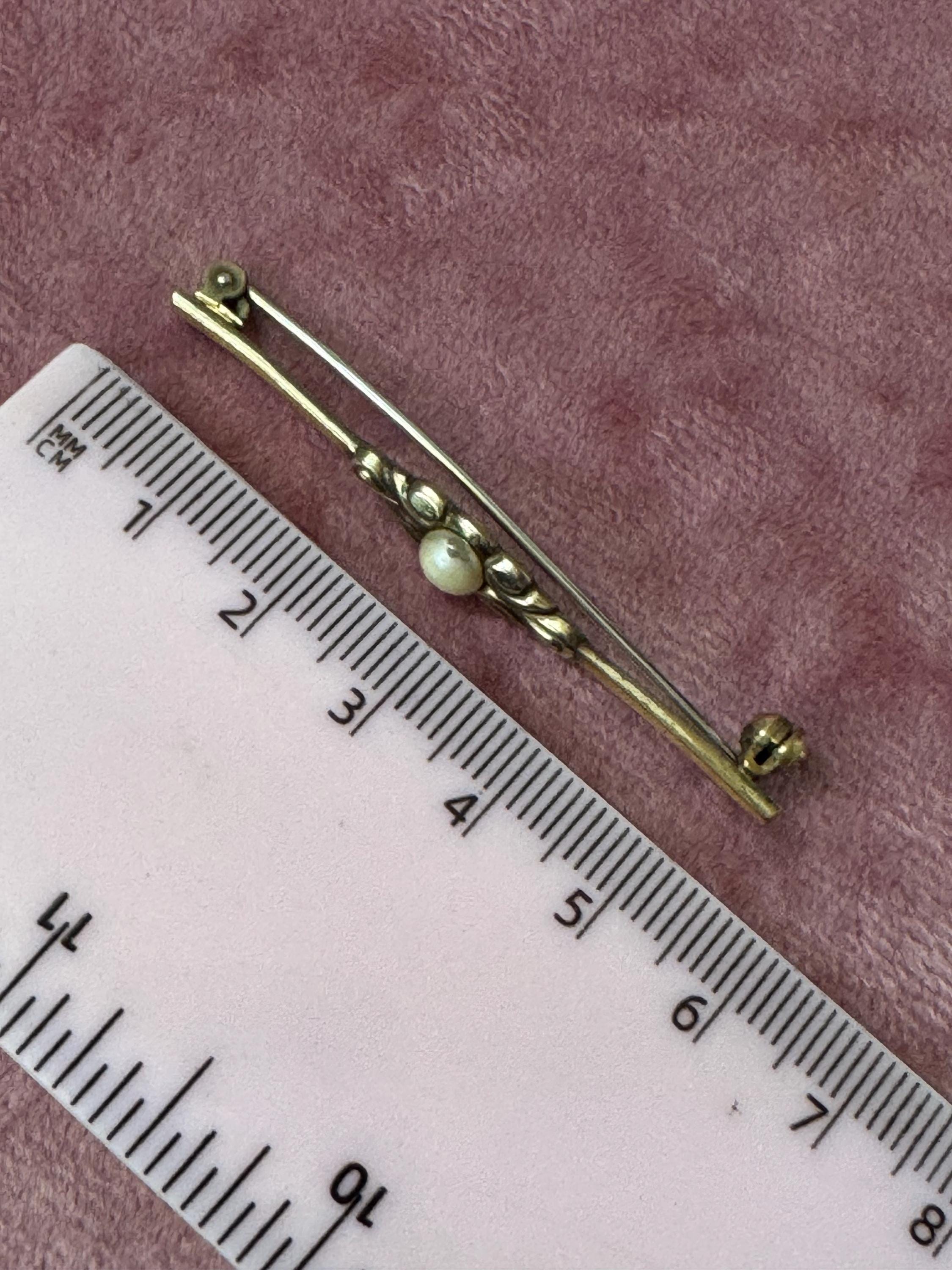 Signed AD Andrea’s daub Vintage faux Pearl Bar Brooch Gold plated