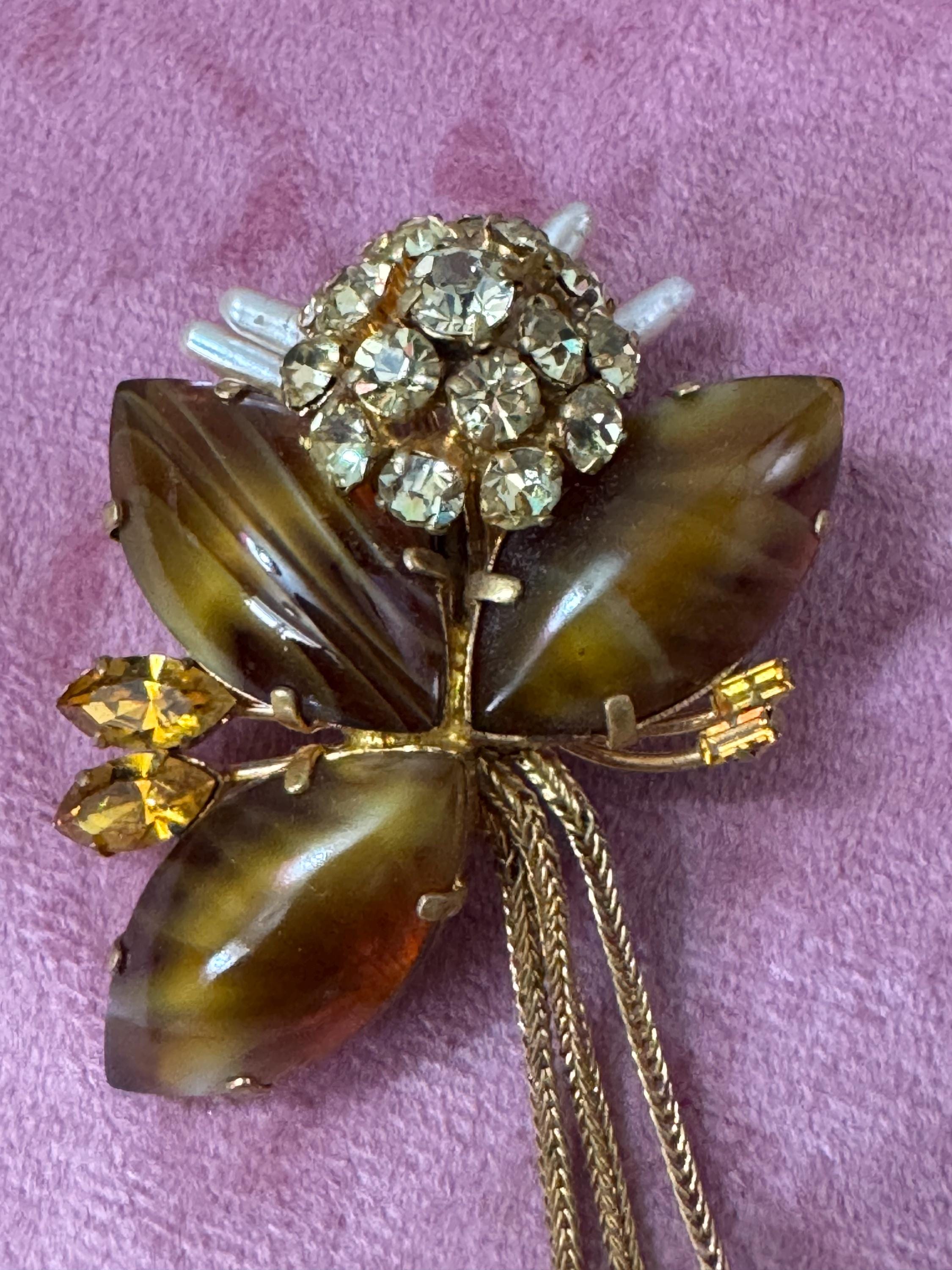Vintage Gold Tone Brooch: Brown Glass Cabochon & Rhinestone Drop, 1950s Style
