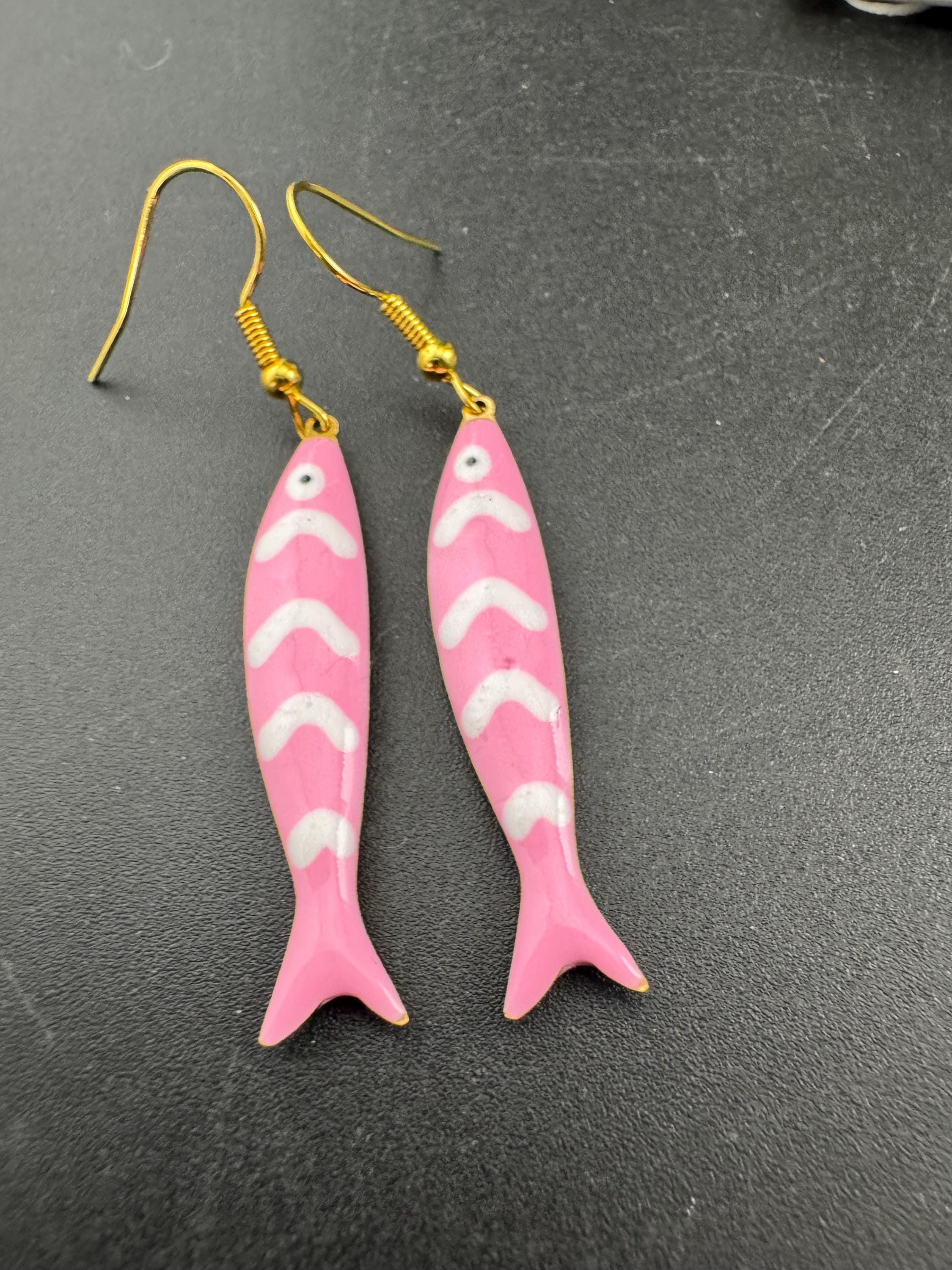 Nautical pink enamel gold tone sardine fish drop charm earrings for  pierced ears