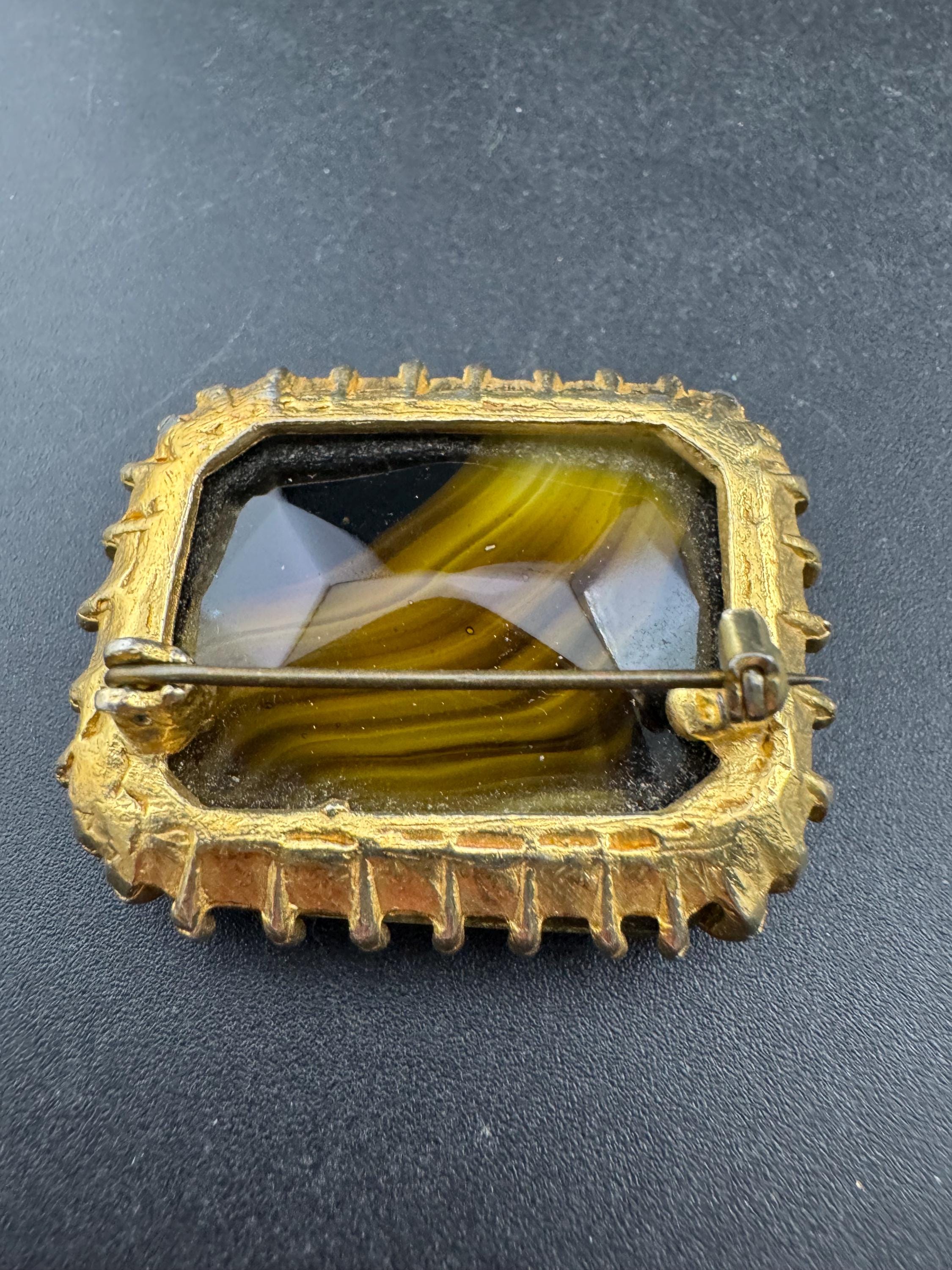 Vintage Celtic Brooch: Faux Agate Givre Glass, Scottish Style