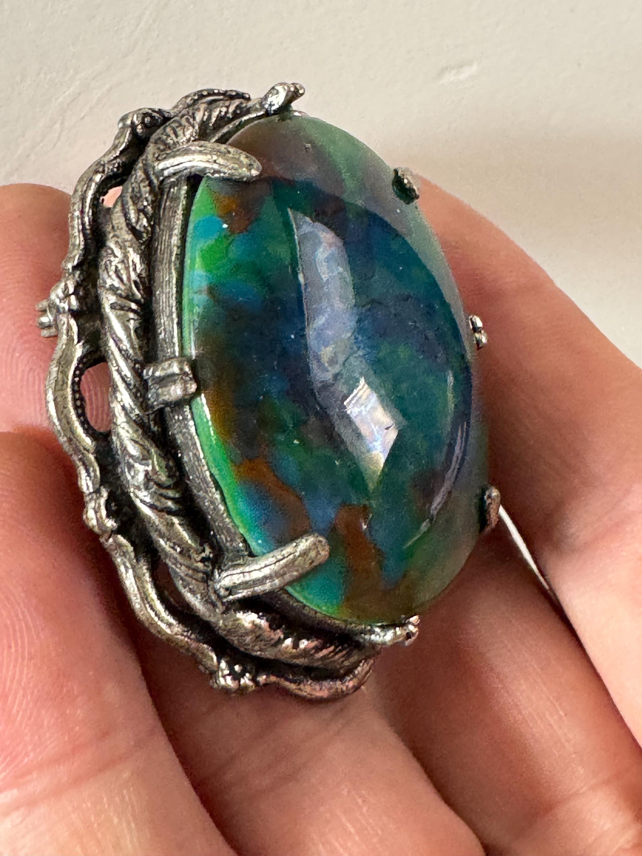 Vintage Oversized Celtic Brooch: Faux Agate Glass, Silver Tone