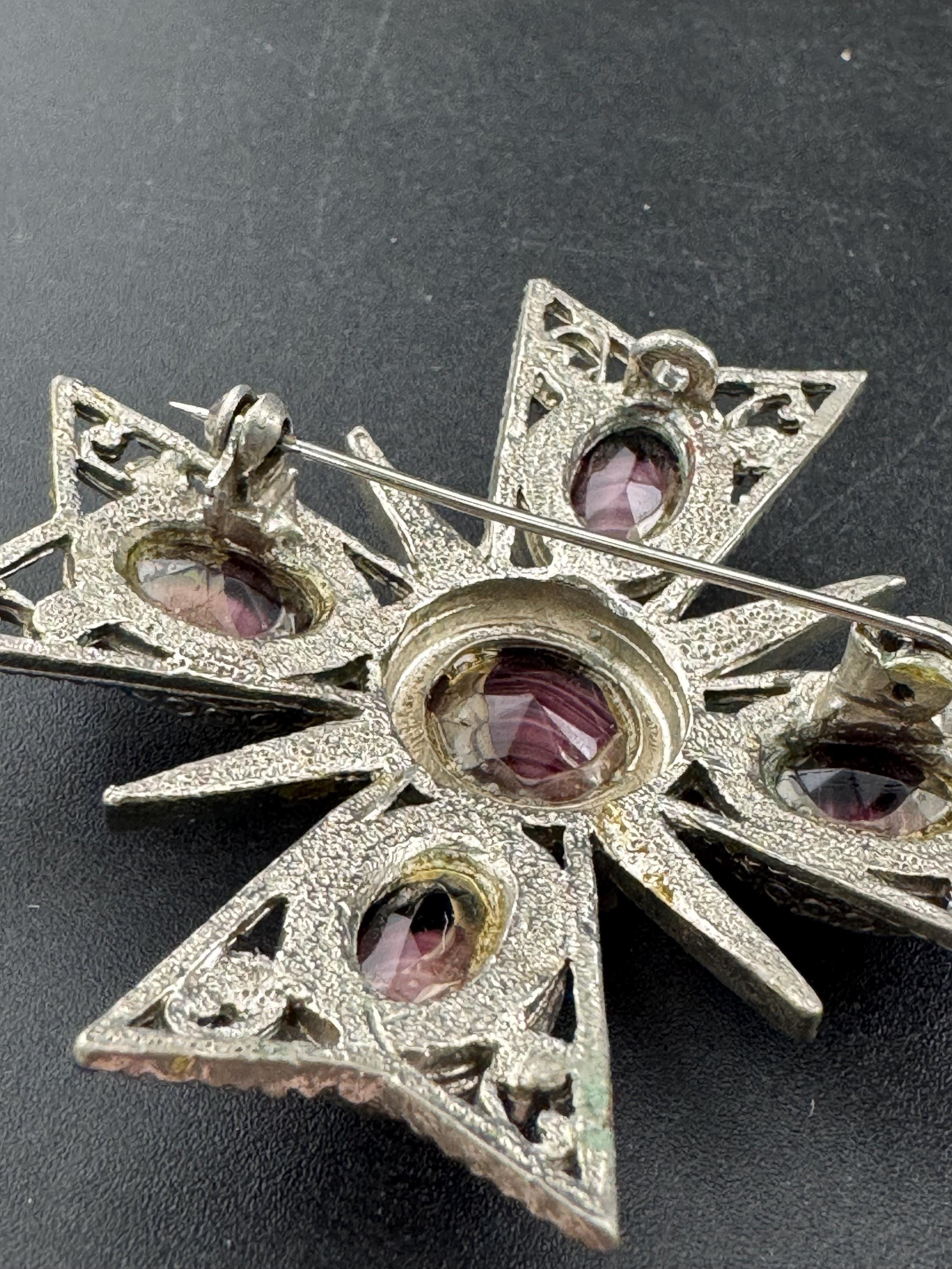 Vintage Scottish style purple faux banded agate givre glass large Maltese cross brooch