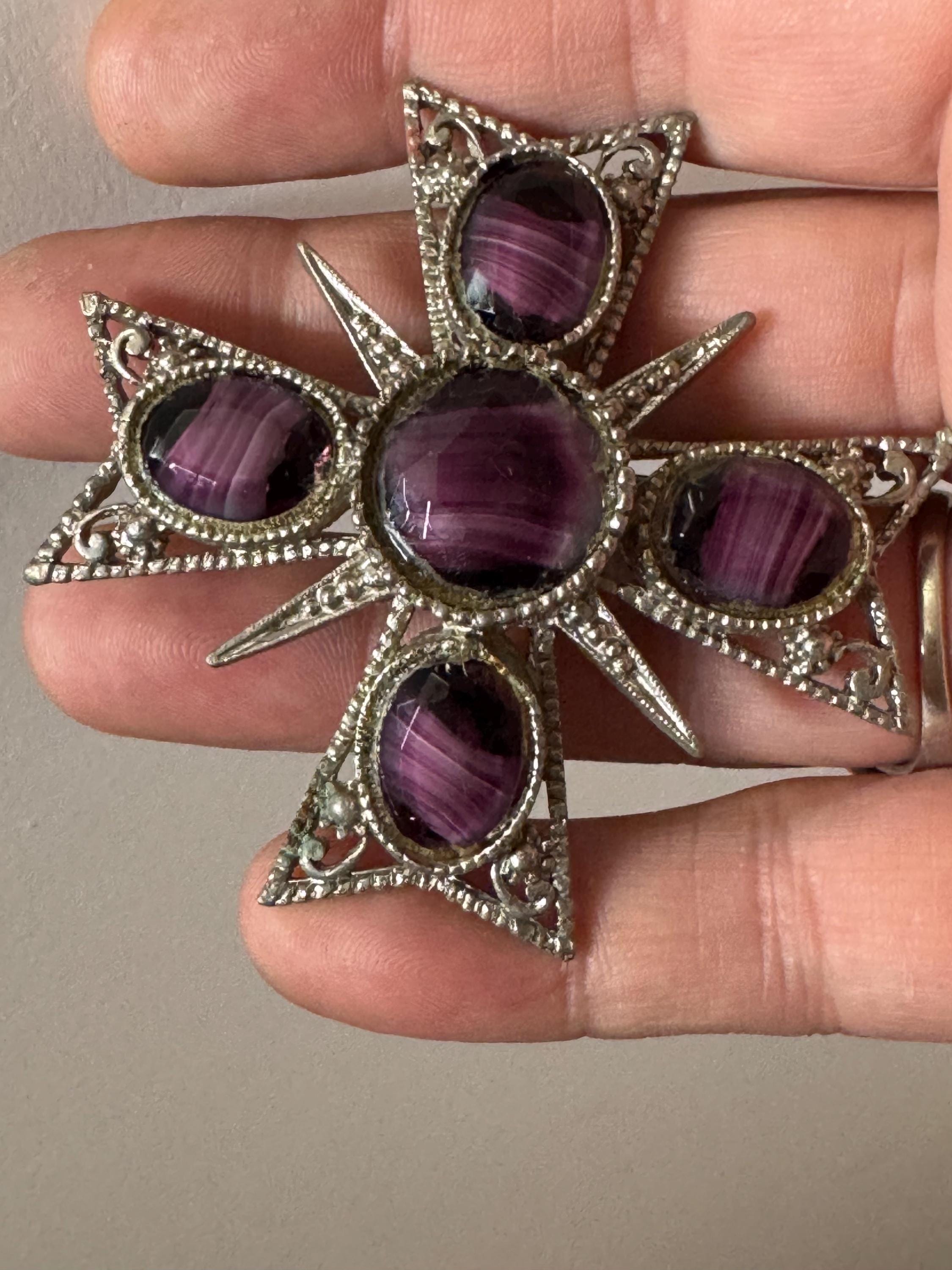 Vintage Scottish style purple faux banded agate givre glass large Maltese cross brooch