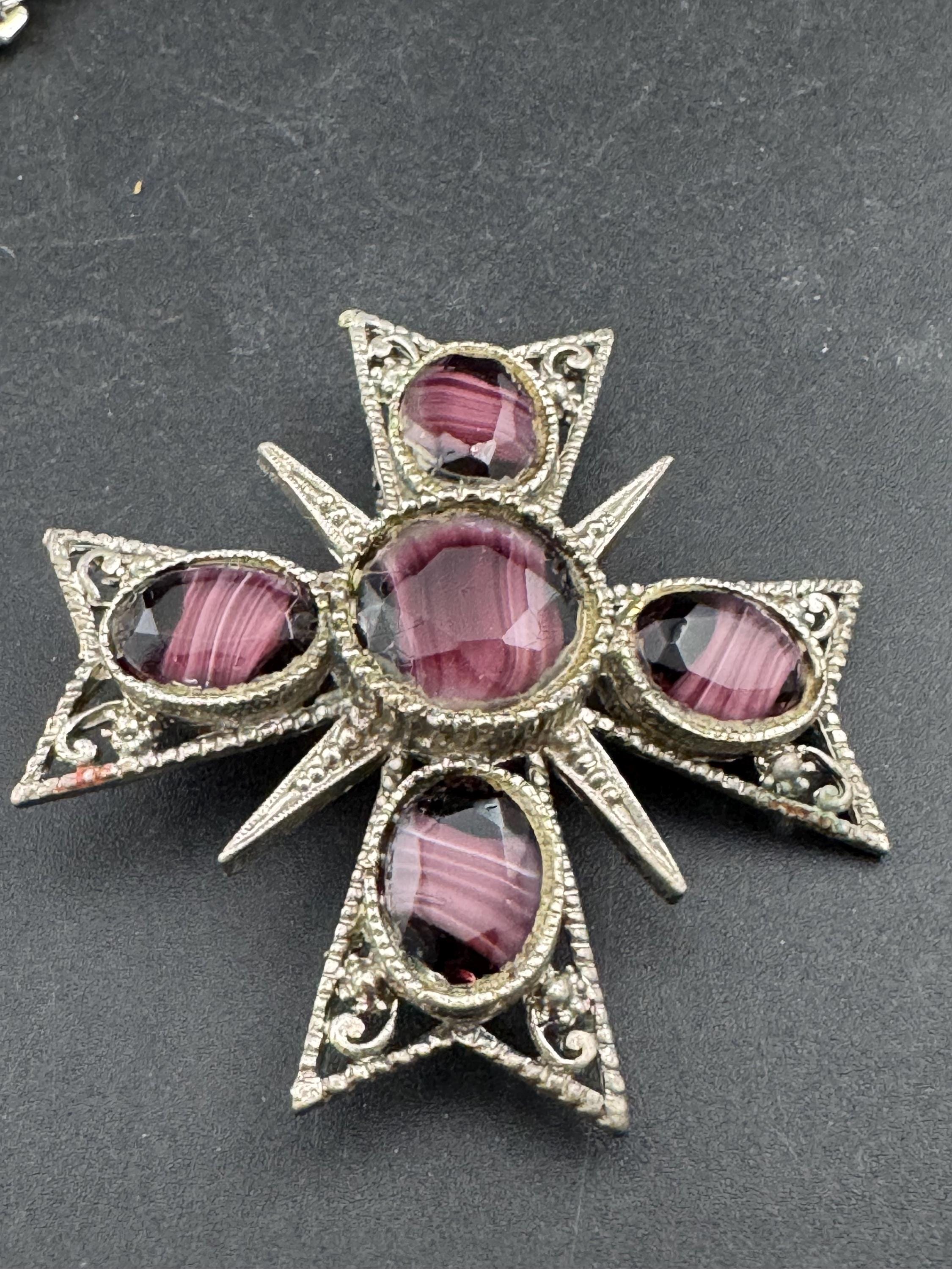 Vintage Scottish style purple faux banded agate givre glass large Maltese cross brooch