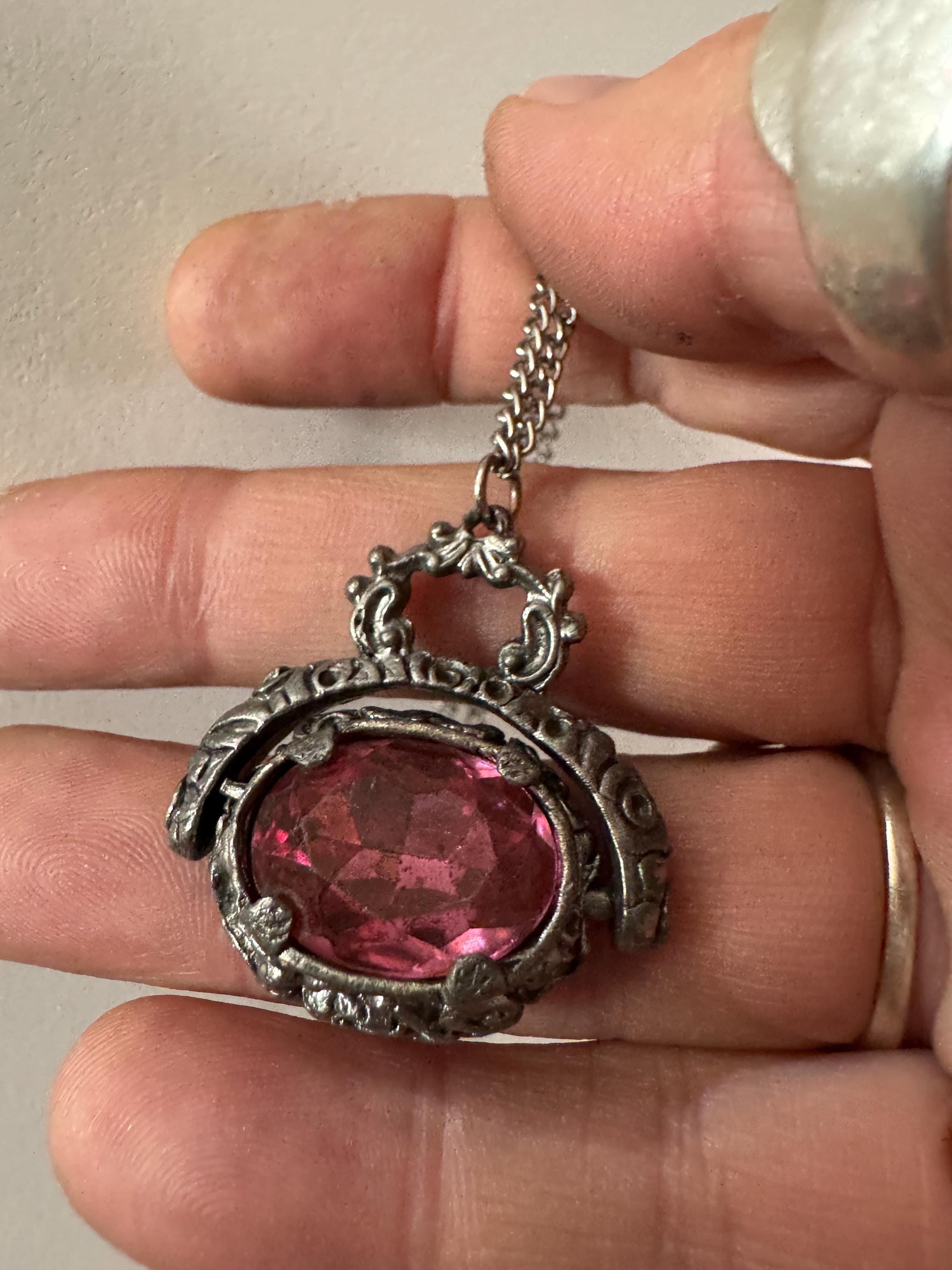 Retro antique style pink crystal spinner key fob charm pendant silver tone