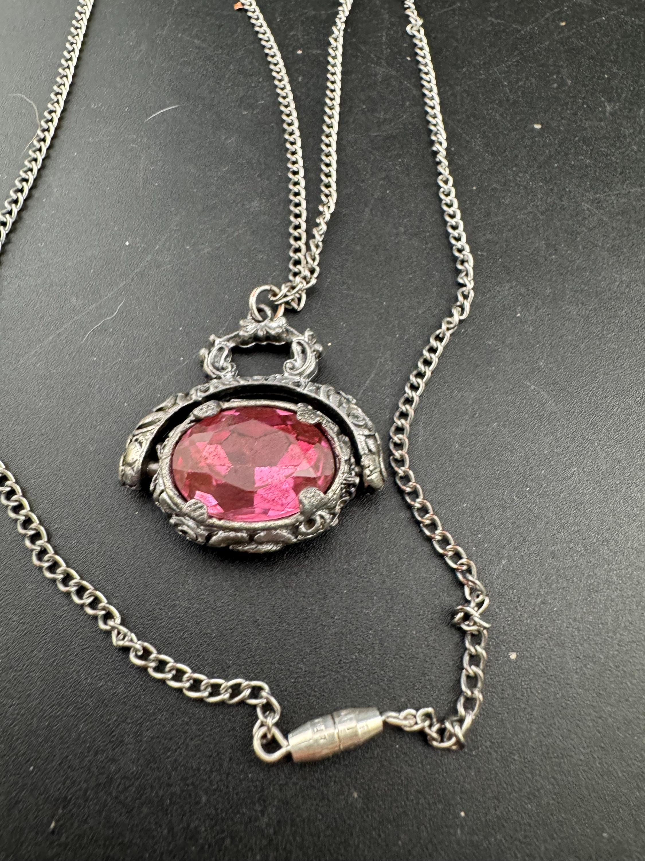 Retro antique style pink crystal spinner key fob charm pendant silver tone