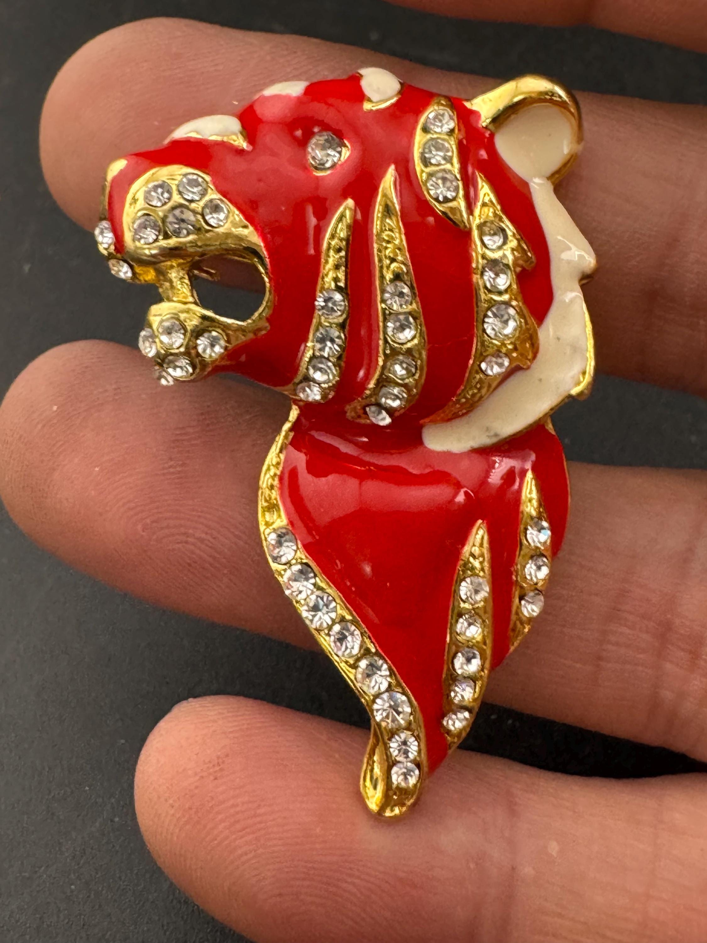 Vintage big cat Tiger Brooch: Rhinestone Red enamel