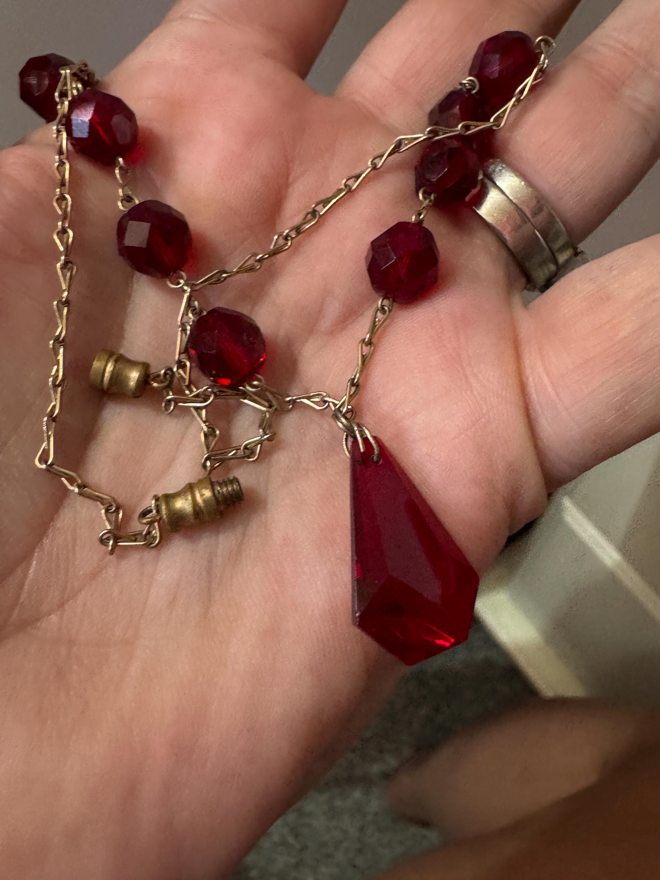 Vintage Ruby Red Glass Crystal drop lariat Necklace with faceted beads Mid Century 40cm